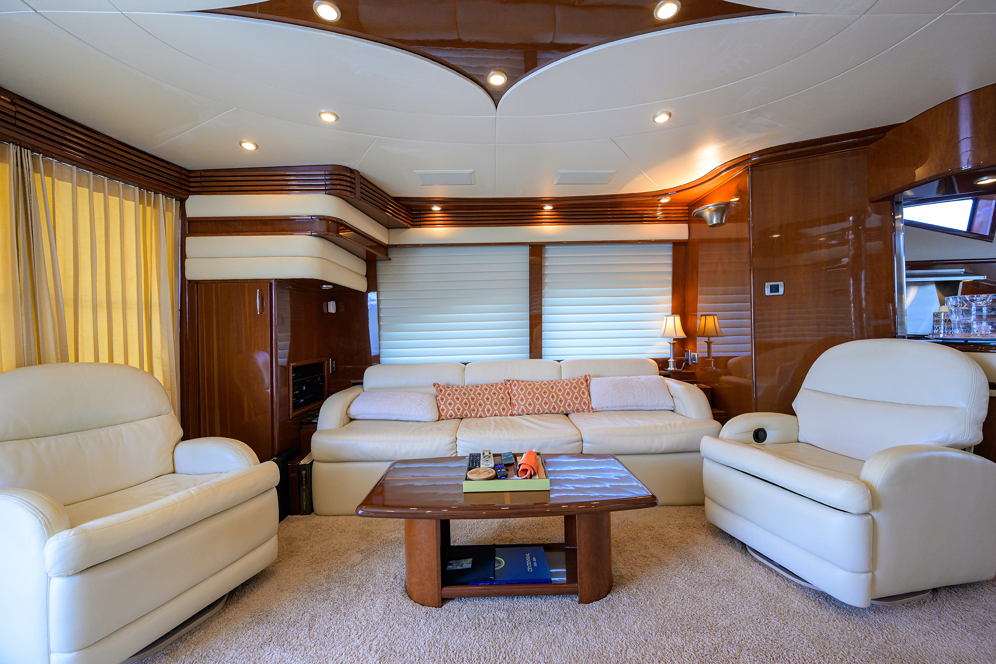 Vol Aboard yacht photo 67
