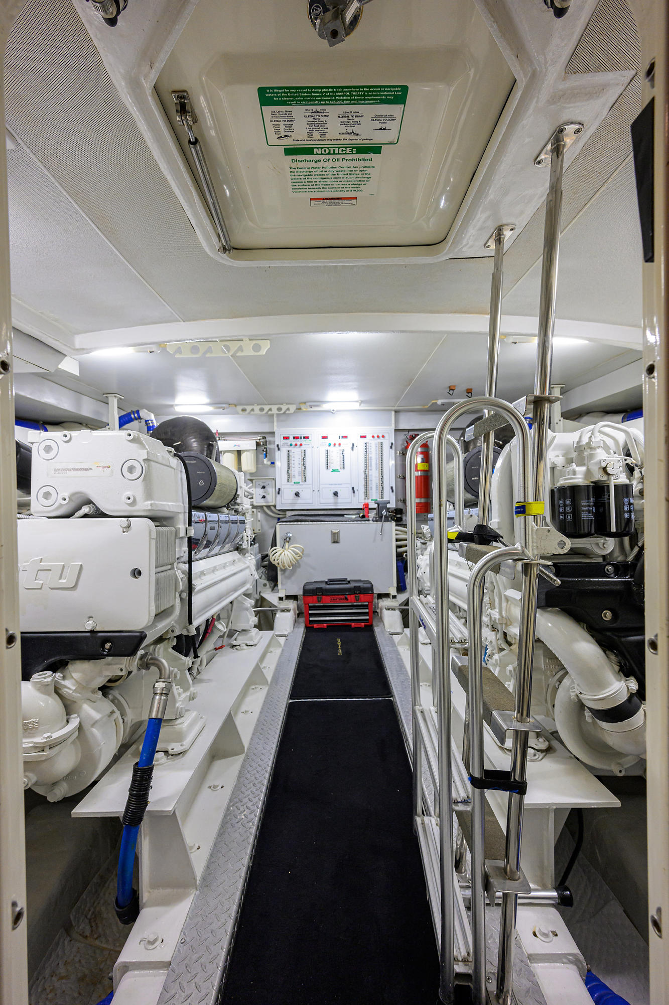Vol Aboard yacht photo 53