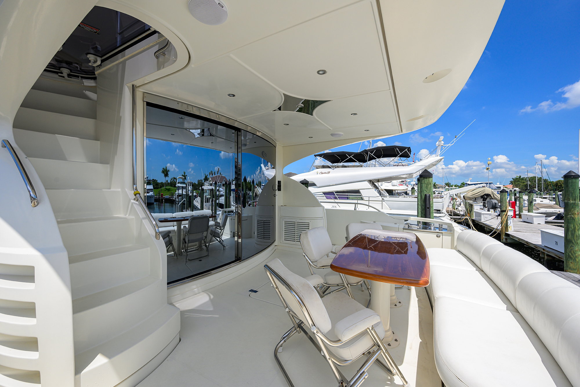 Vol Aboard yacht photo 47