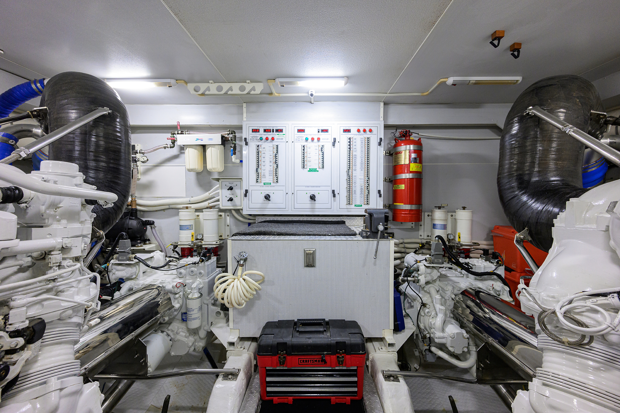 Vol Aboard yacht photo 59