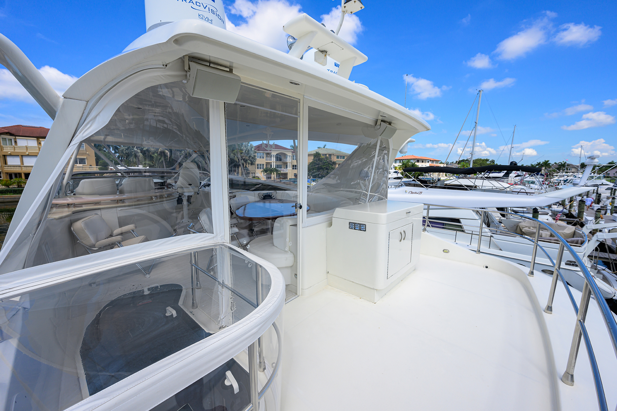 Vol Aboard yacht photo 15