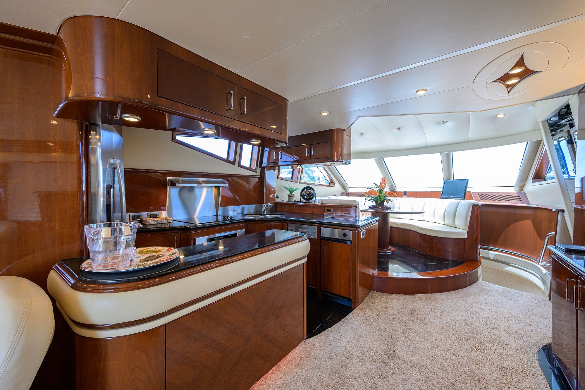 Vol Aboard yacht photo 76
