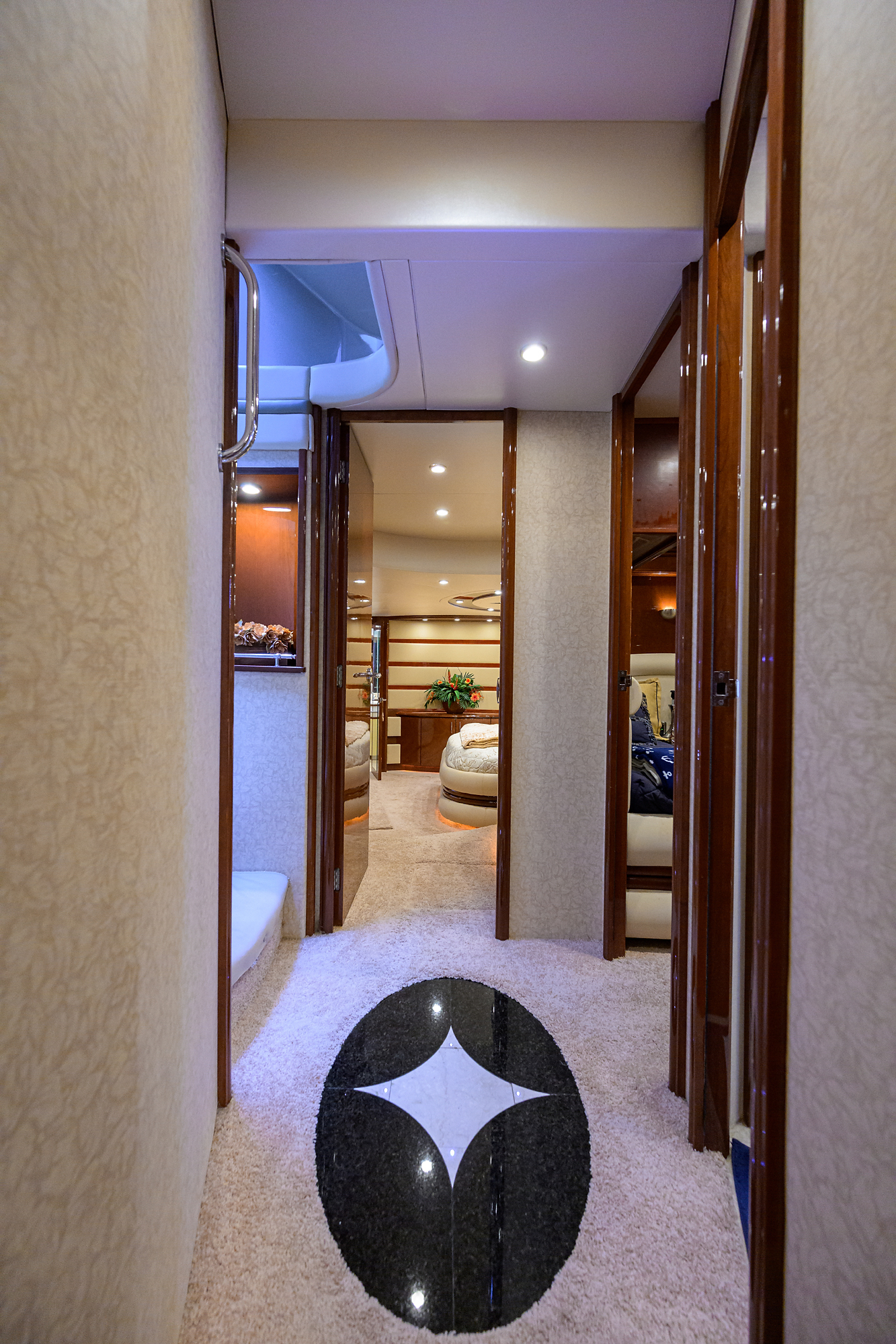 Vol Aboard yacht photo 84