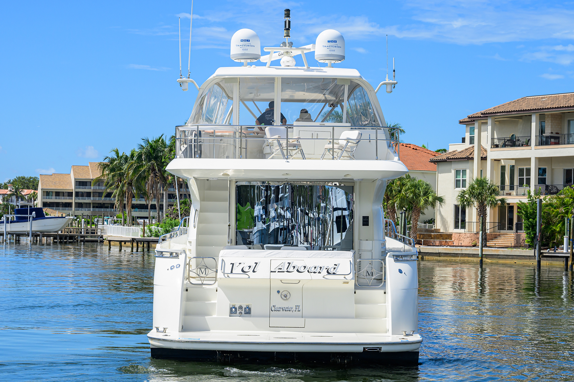 Vol Aboard yacht photo 12