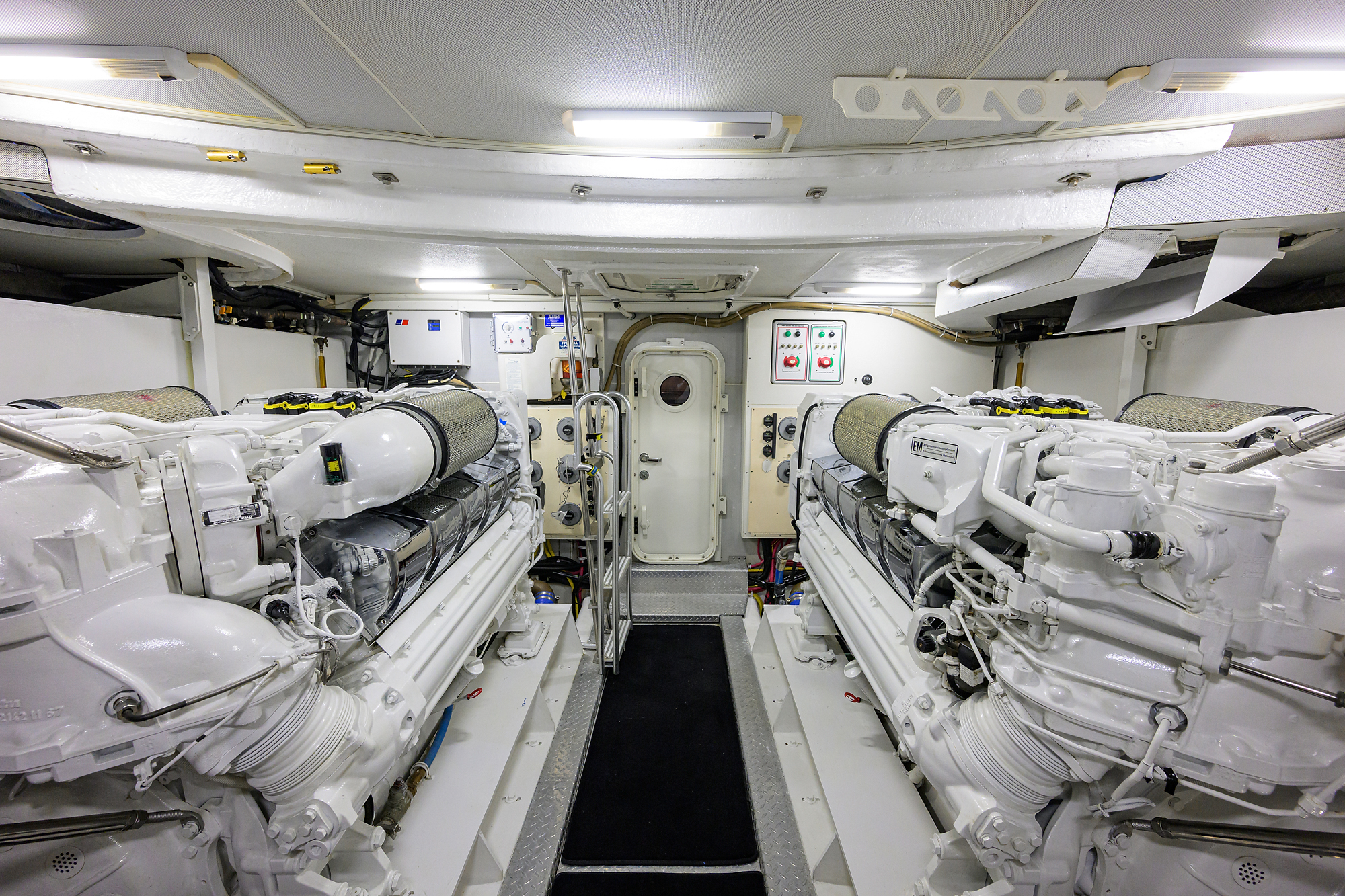 Vol Aboard yacht photo 64