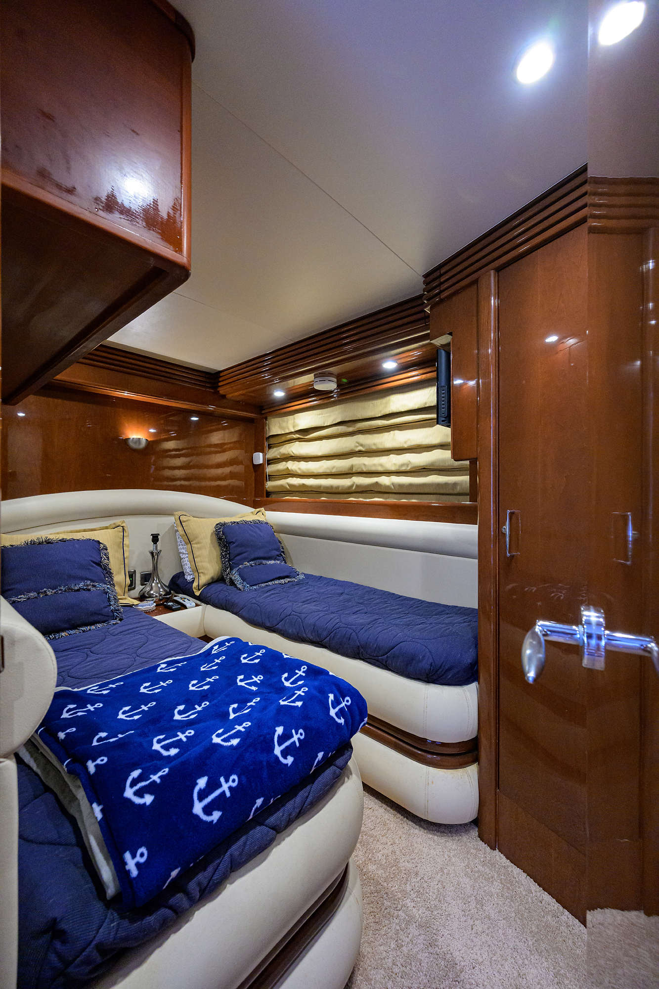 Vol Aboard yacht photo 94