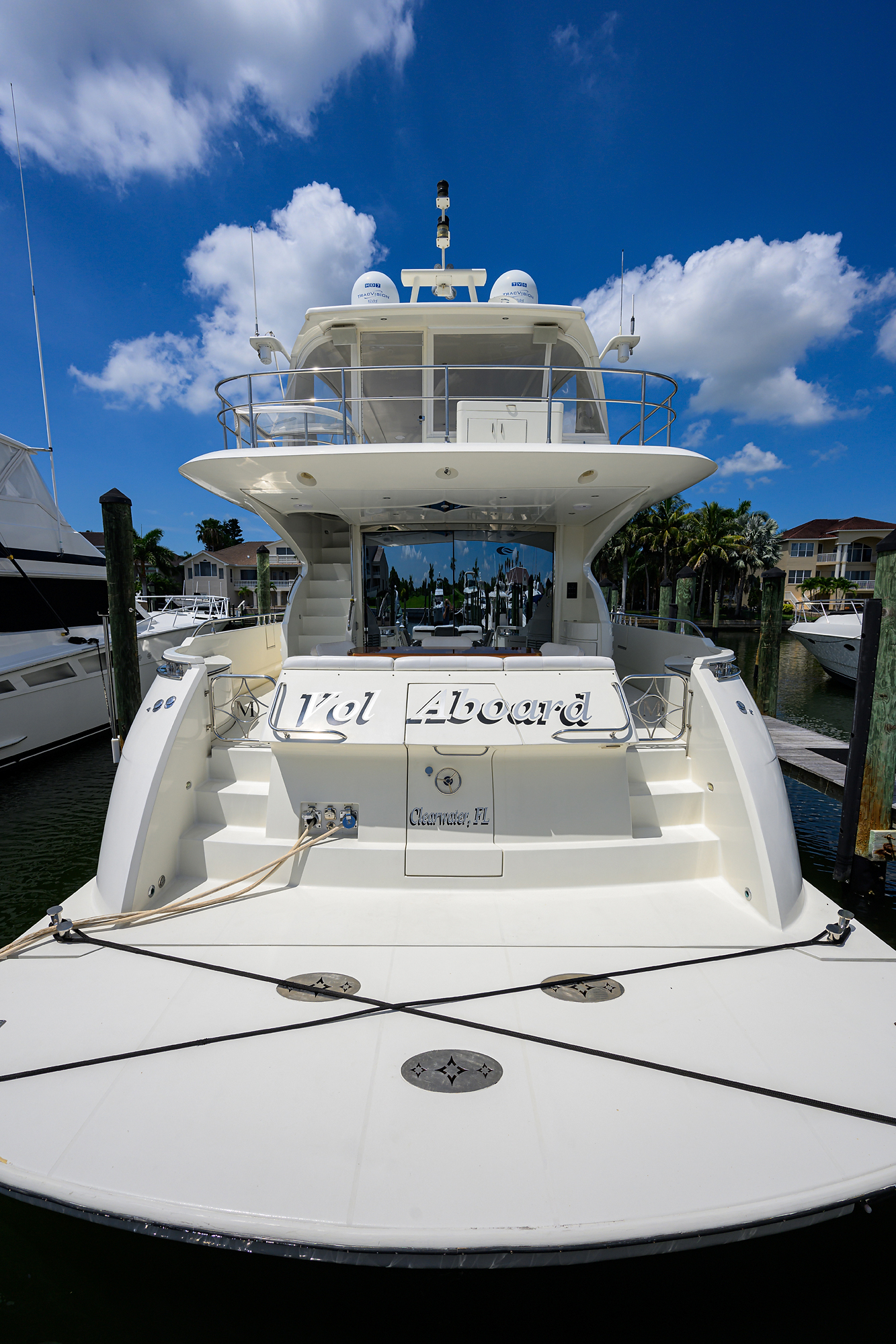 Vol Aboard yacht photo 42