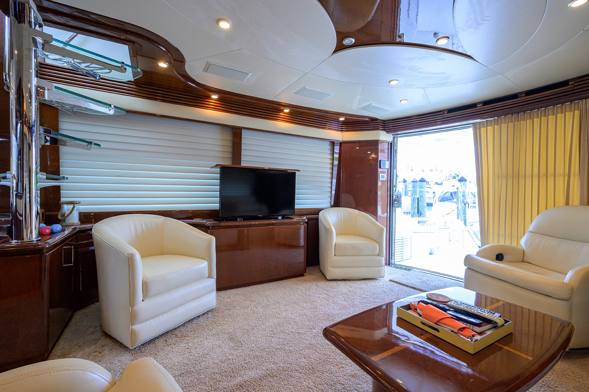 Vol Aboard yacht photo 70