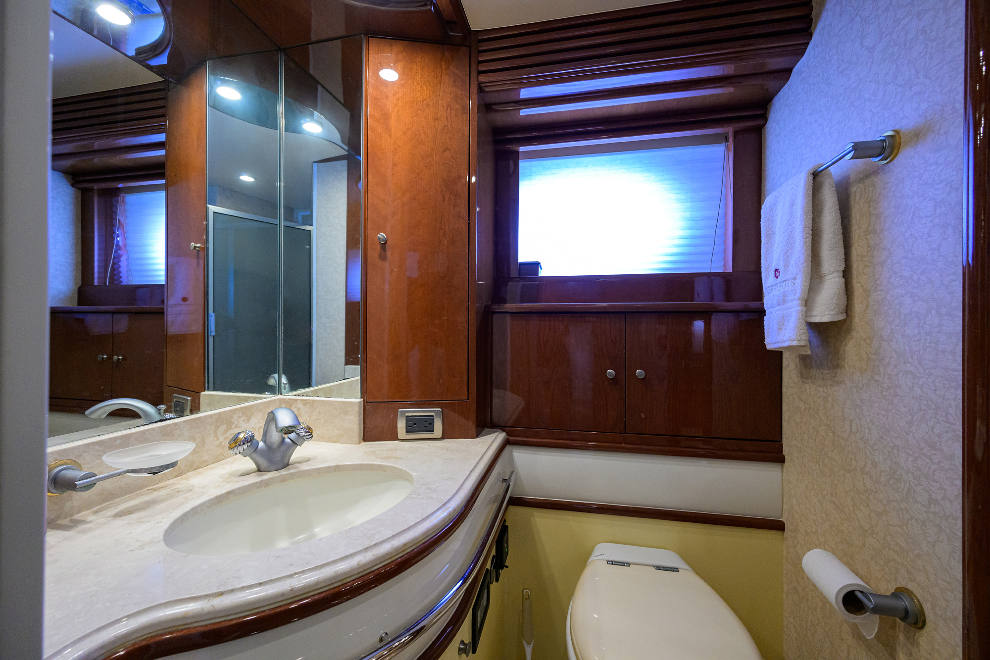 Vol Aboard yacht photo 114