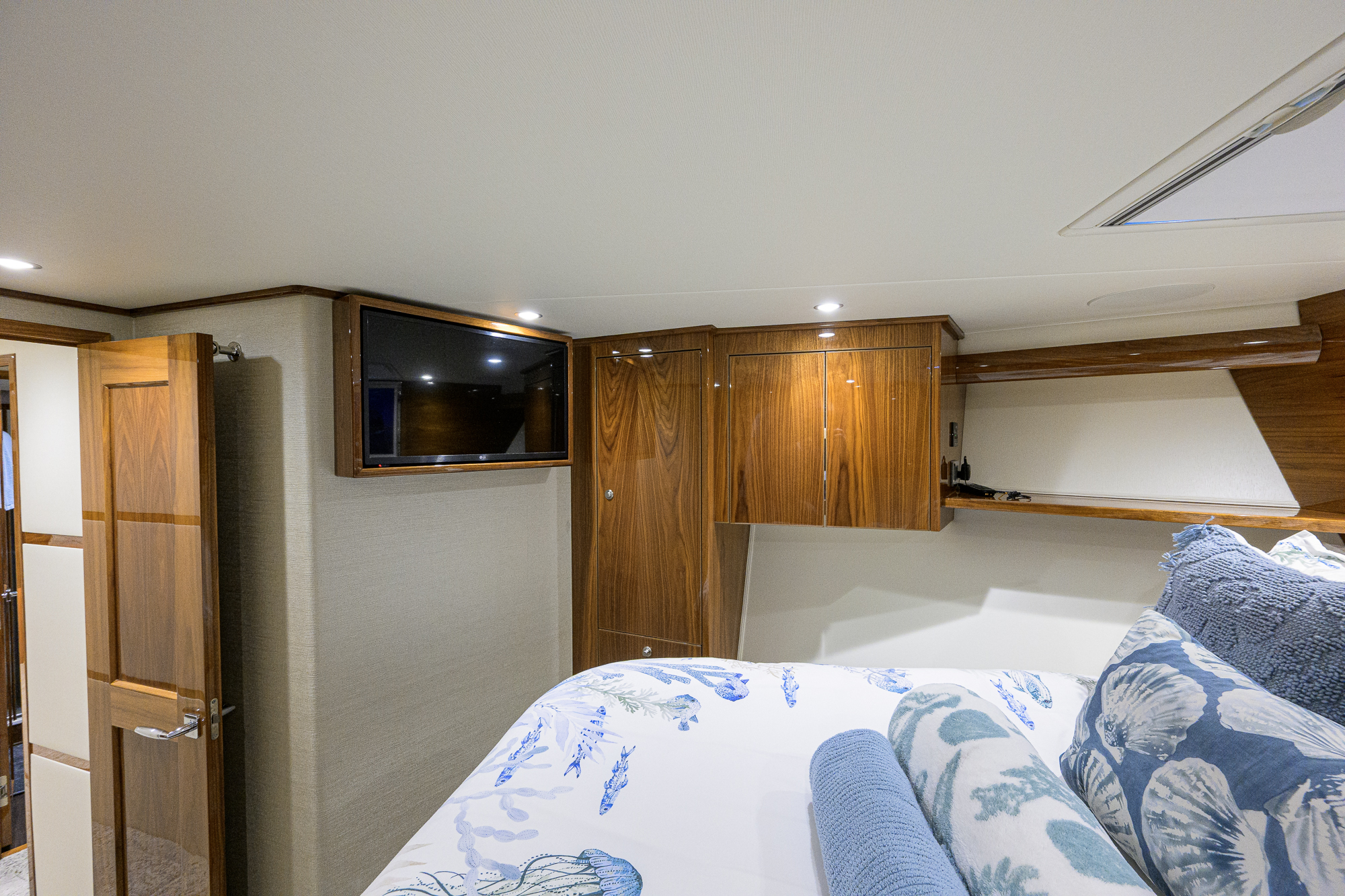 The Interview yacht photo 120
