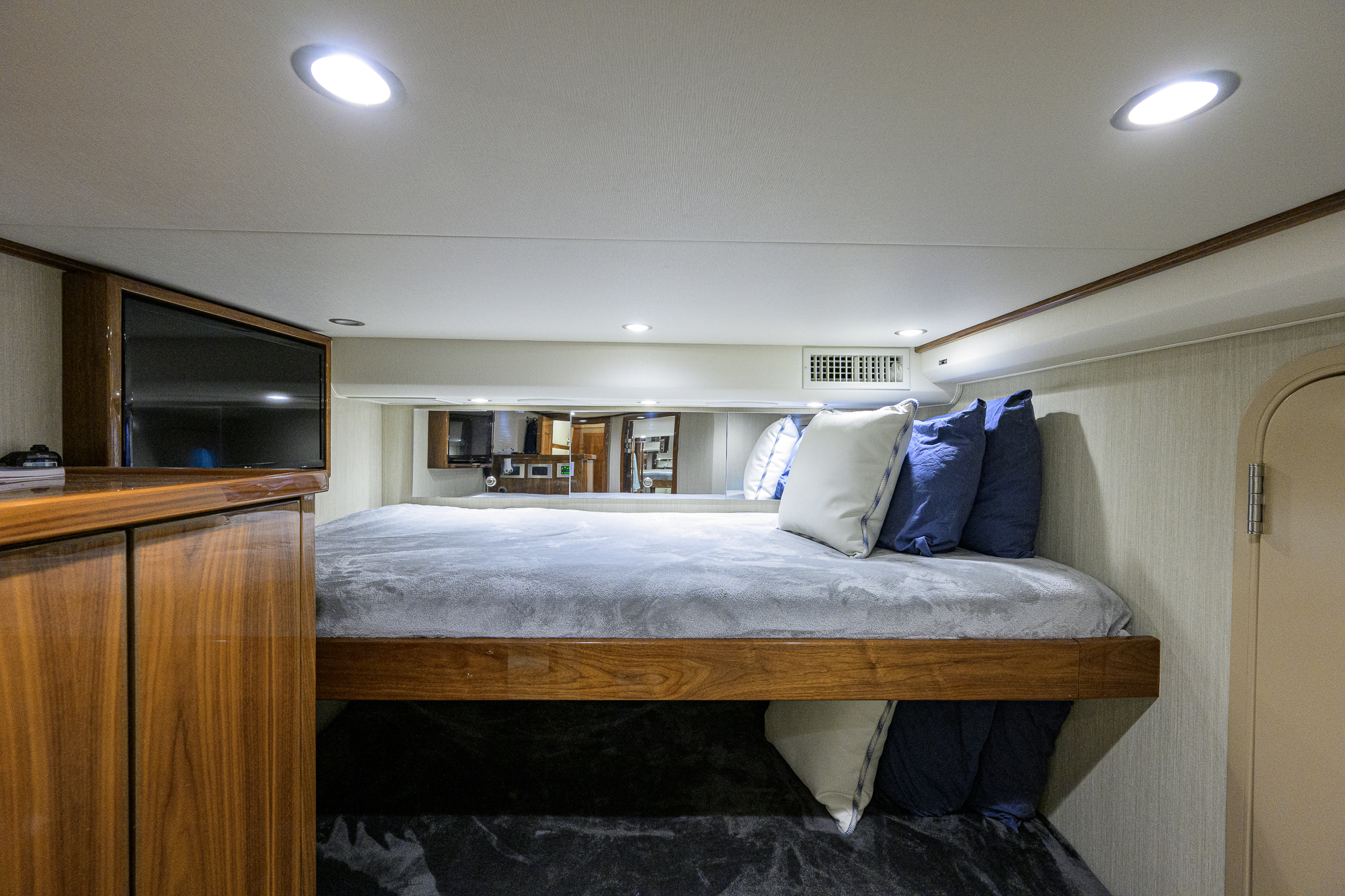 The Interview yacht photo 147
