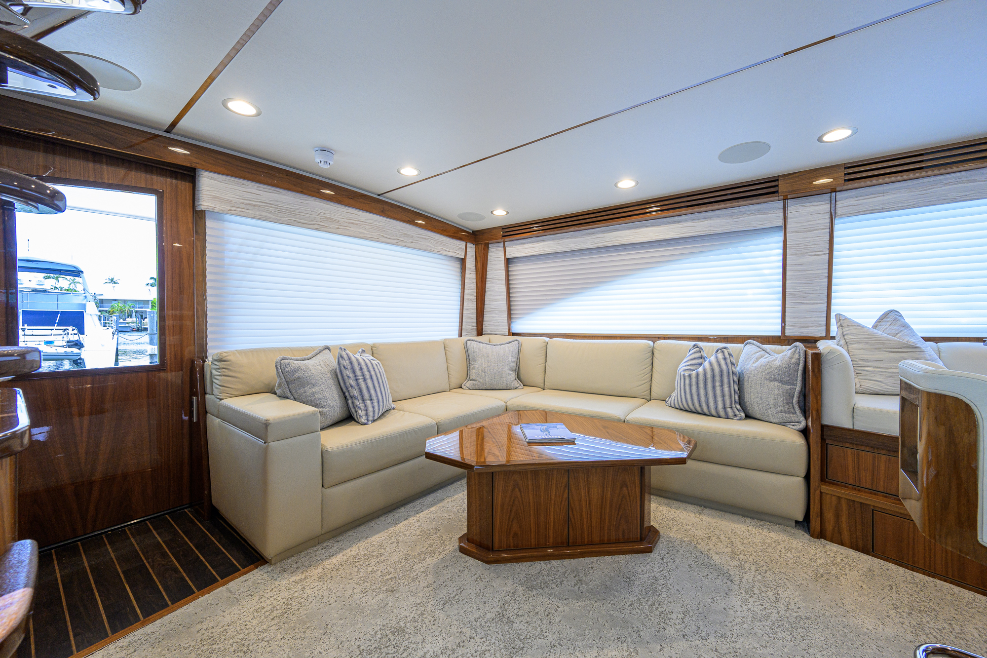 The Interview yacht photo 96
