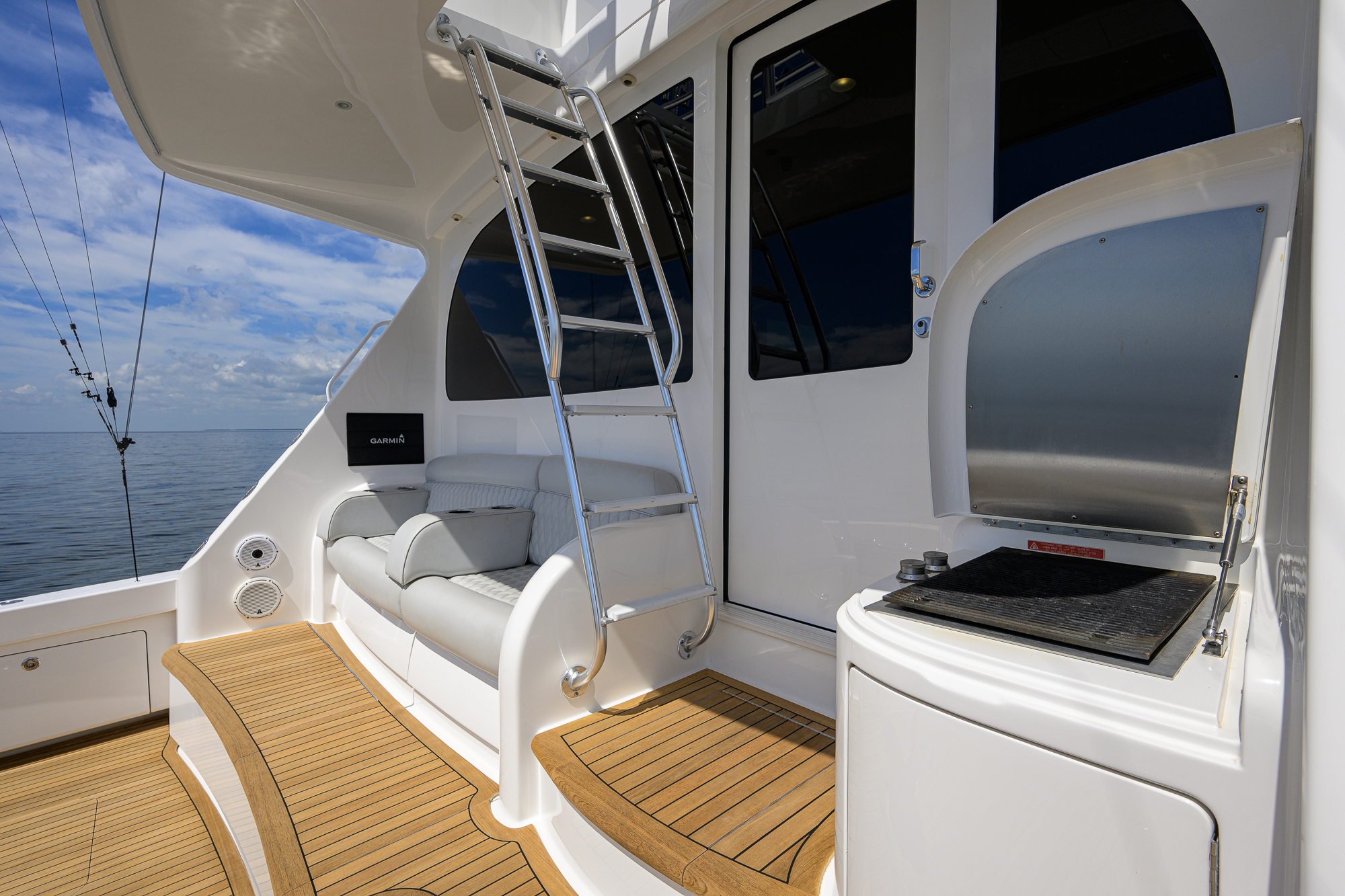 The Interview yacht photo 75