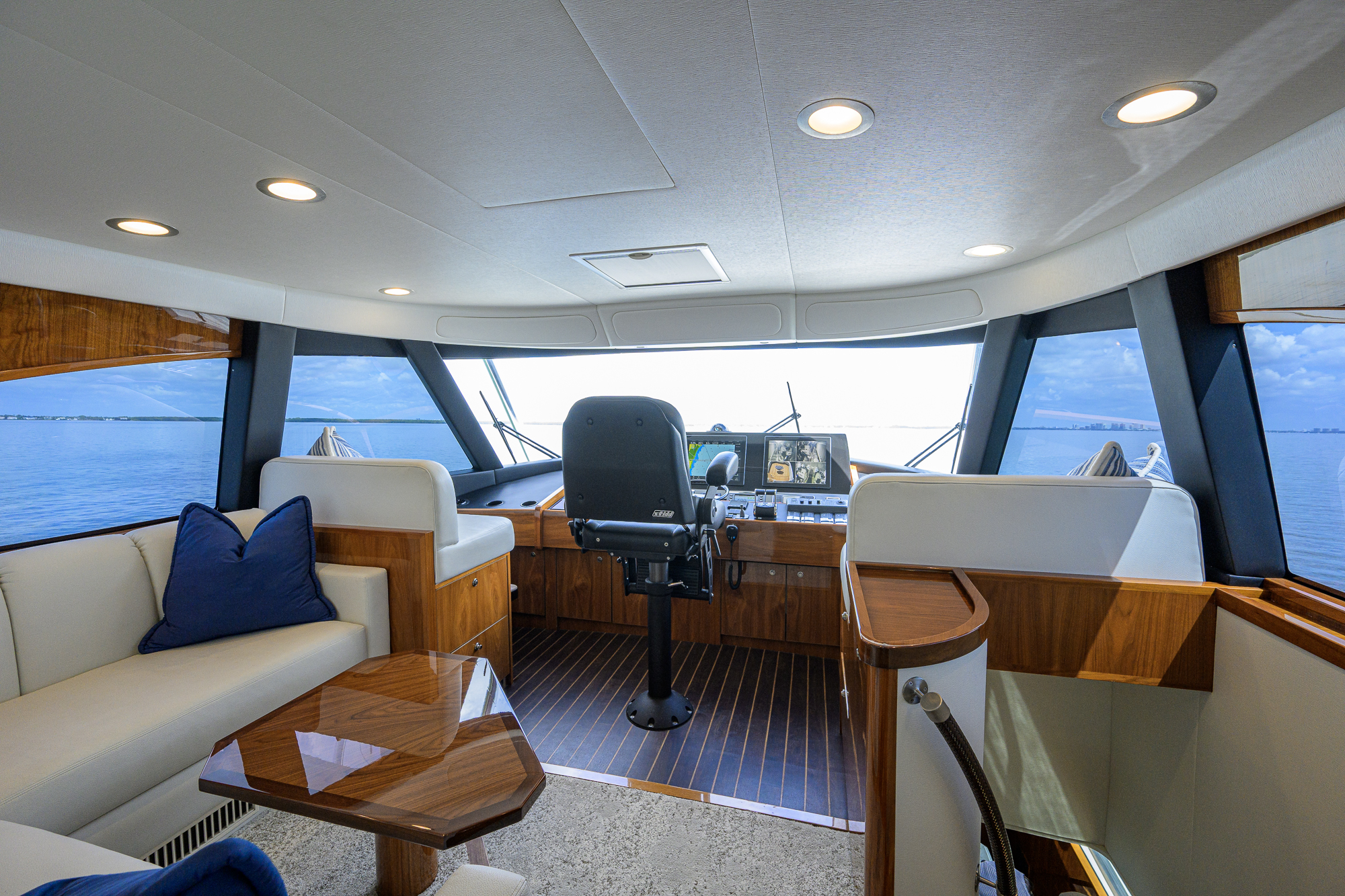 The Interview yacht photo 44
