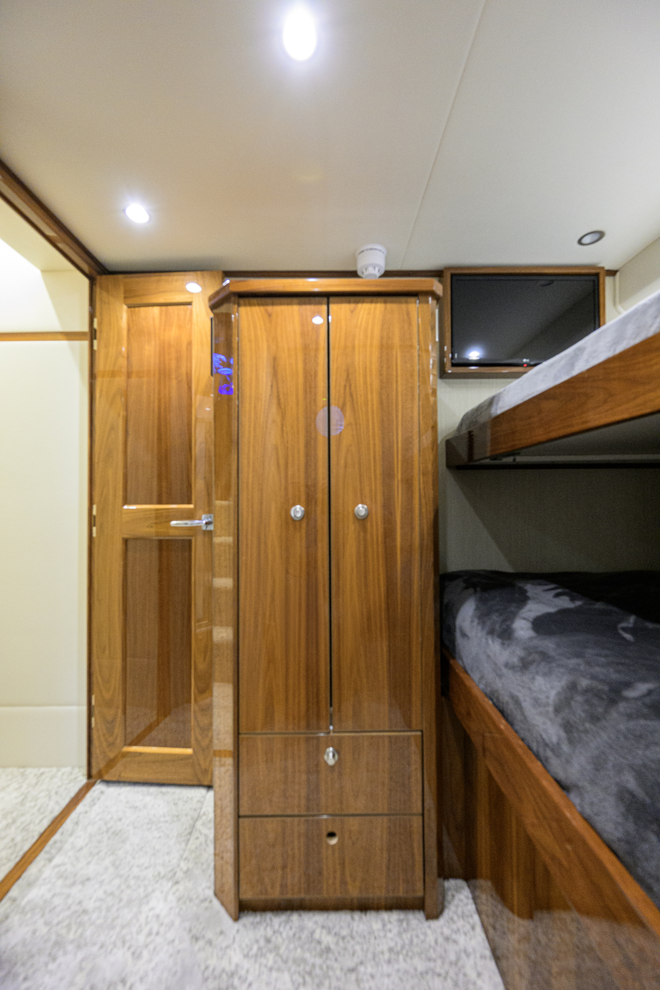The Interview yacht photo 151