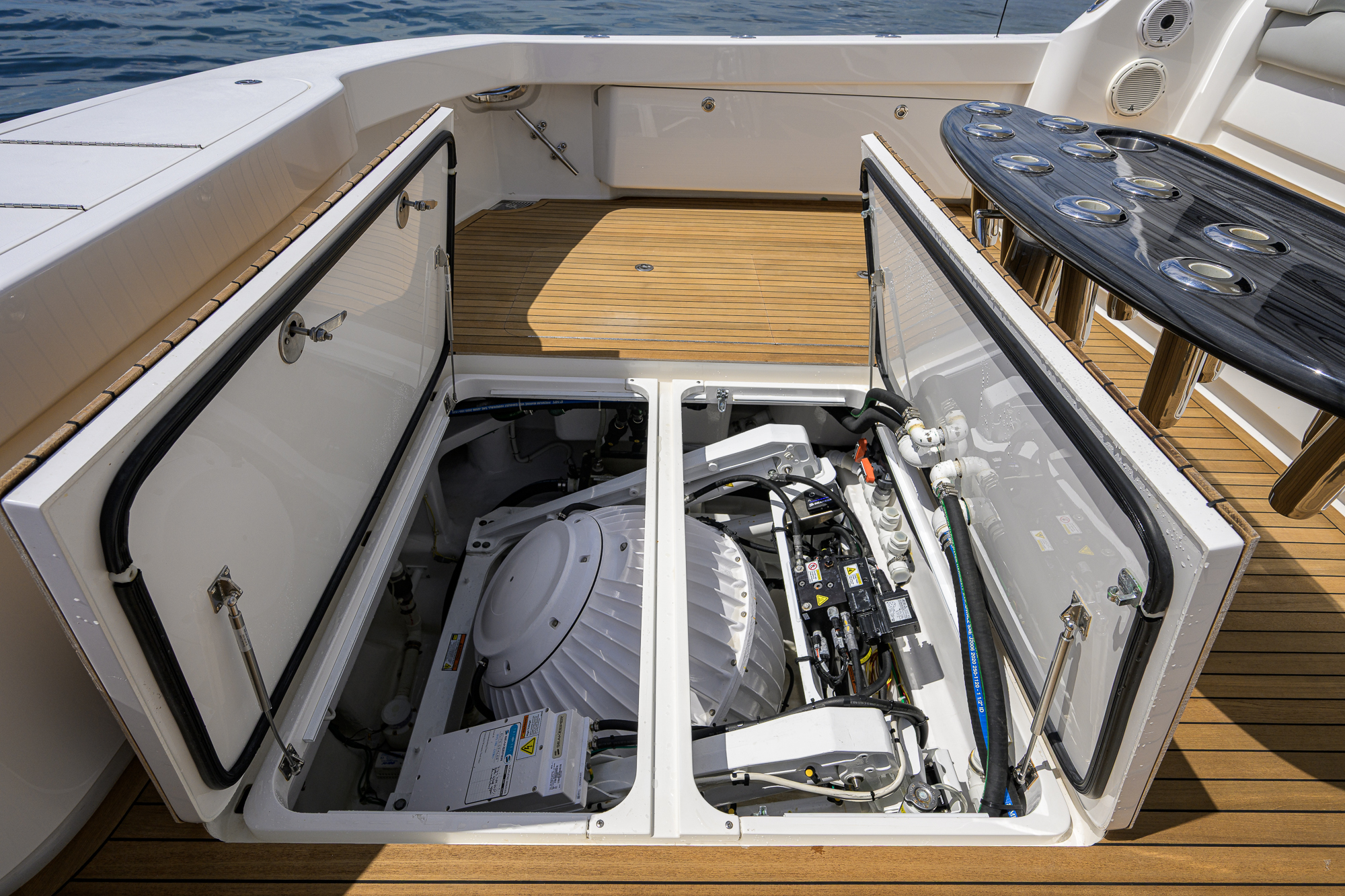 The Interview yacht photo 76