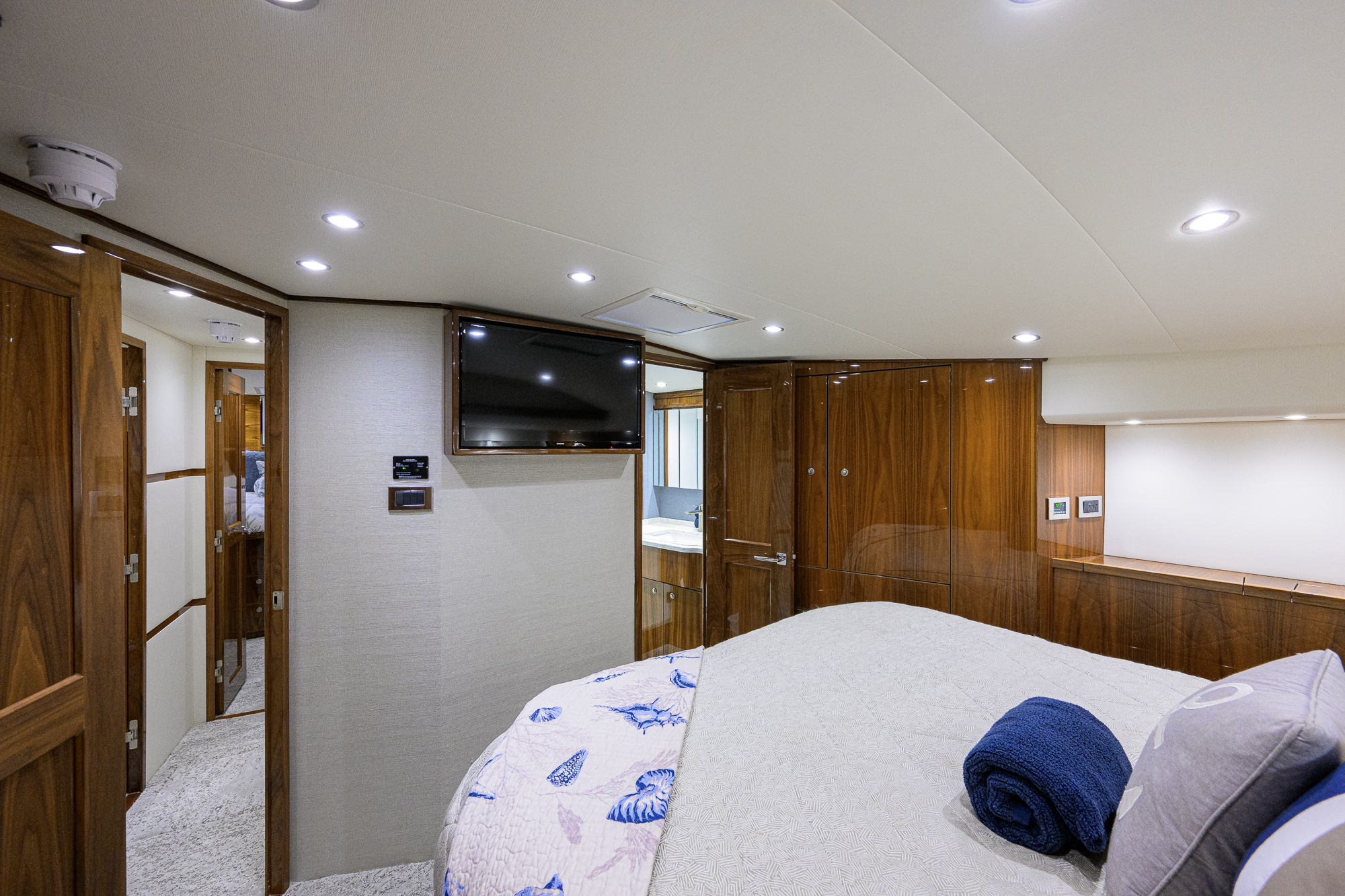 The Interview yacht photo 135