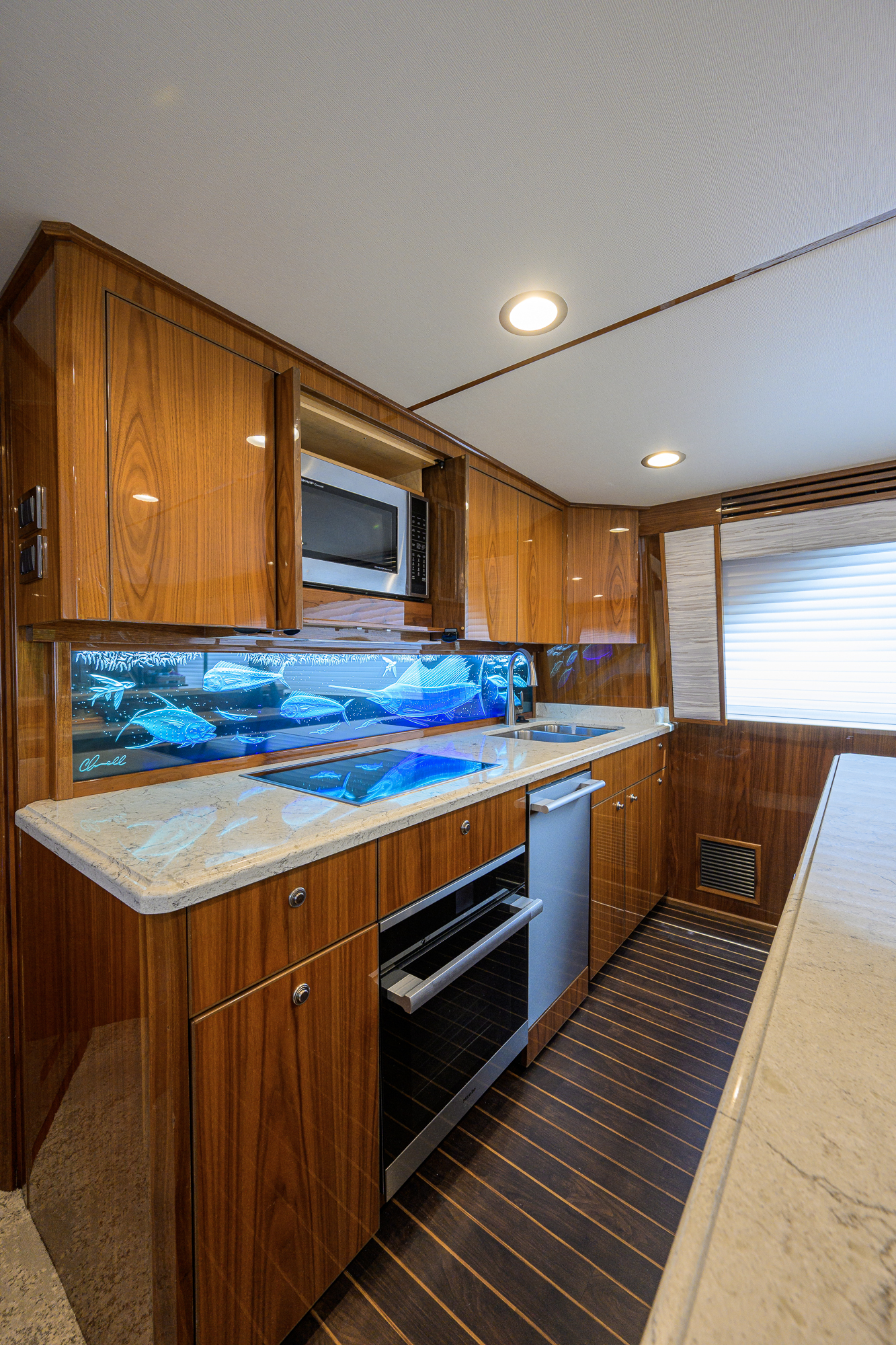 The Interview yacht photo 106