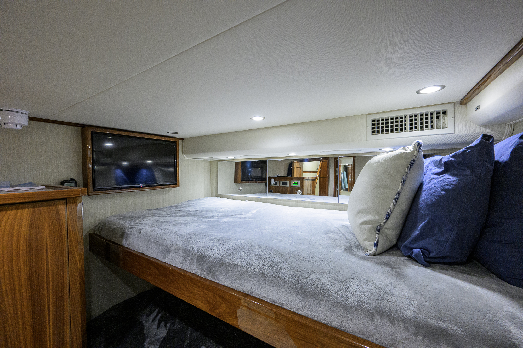 The Interview yacht photo 149