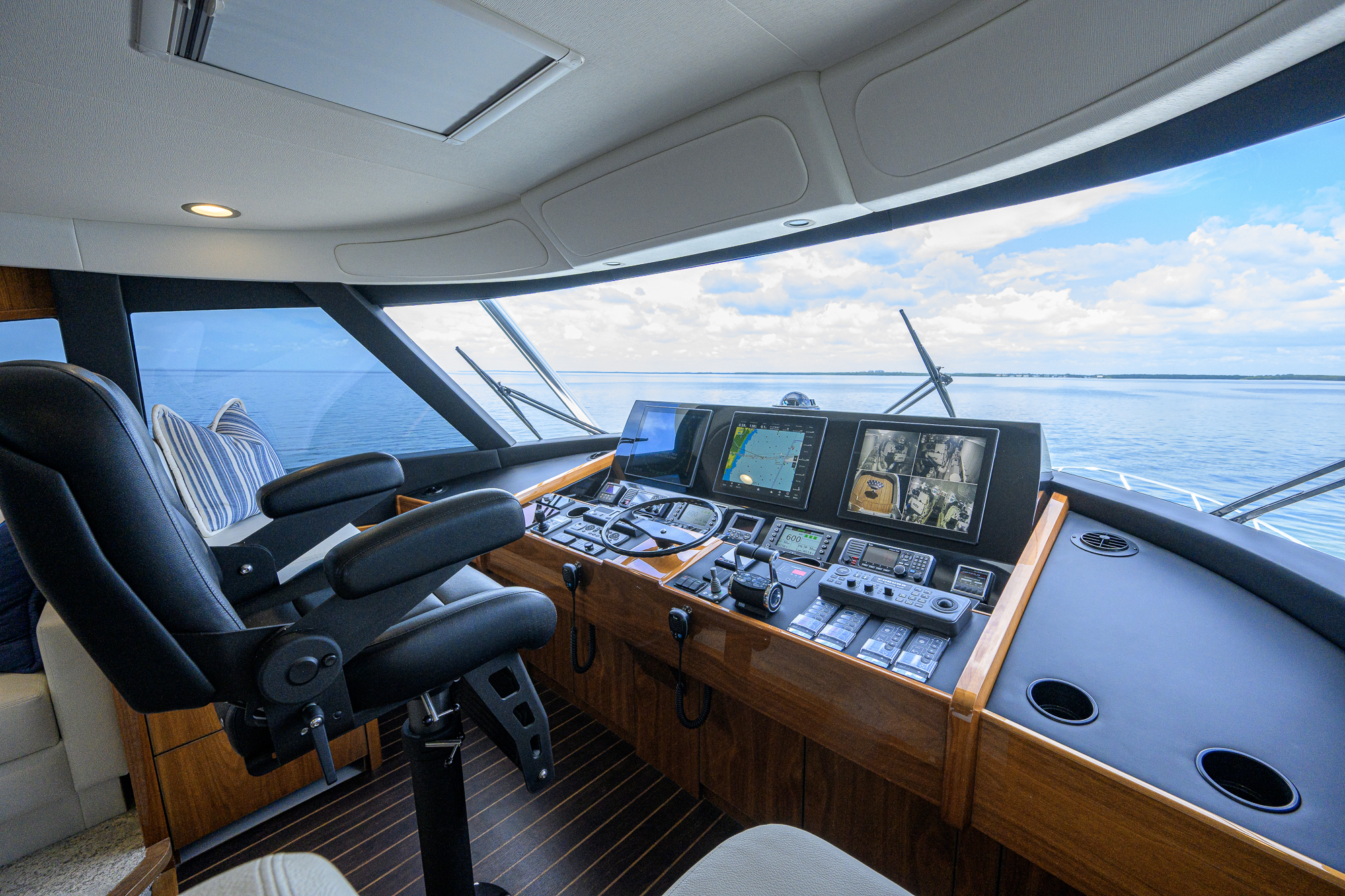 The Interview yacht photo 51