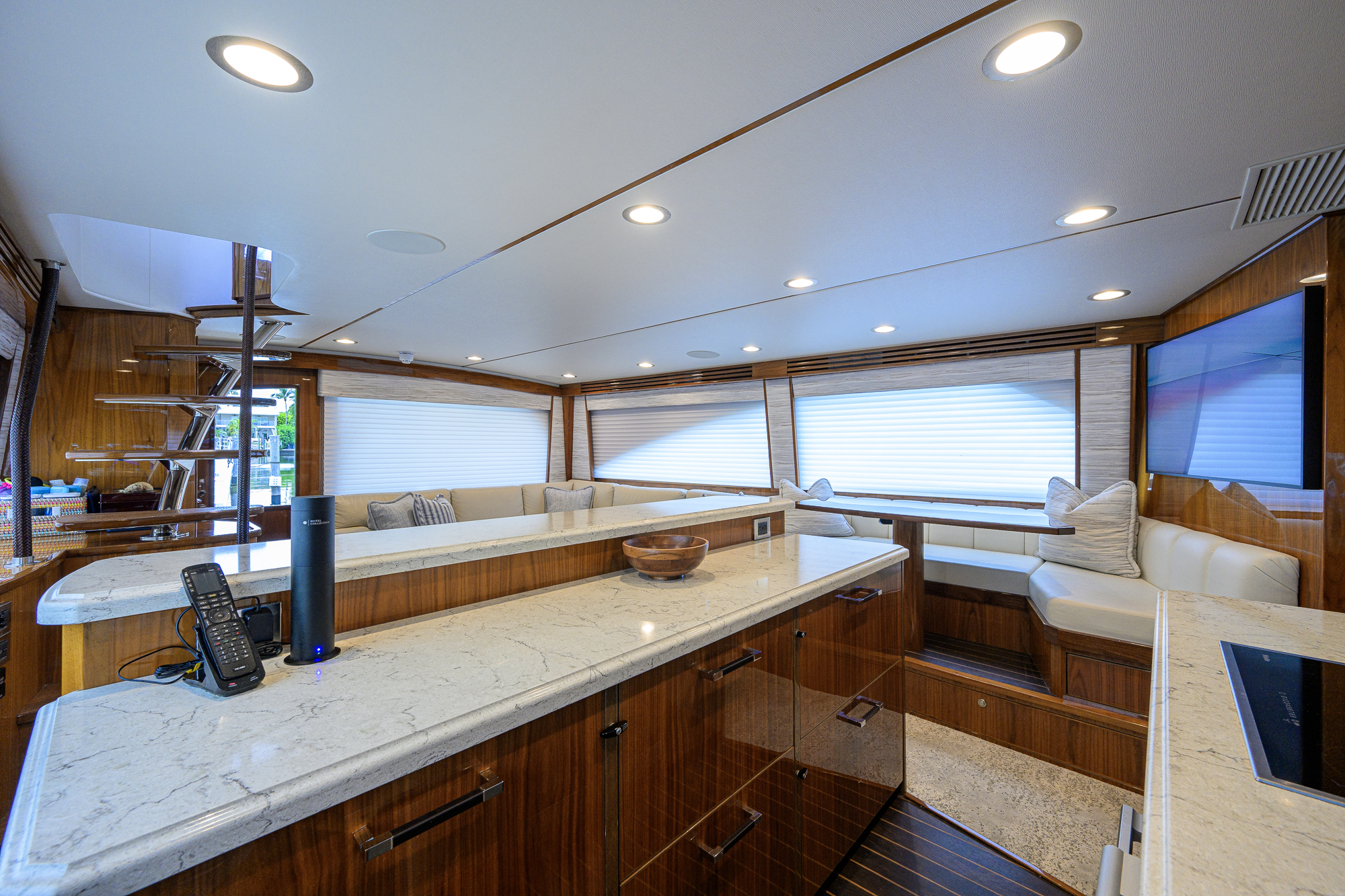 The Interview yacht photo 108
