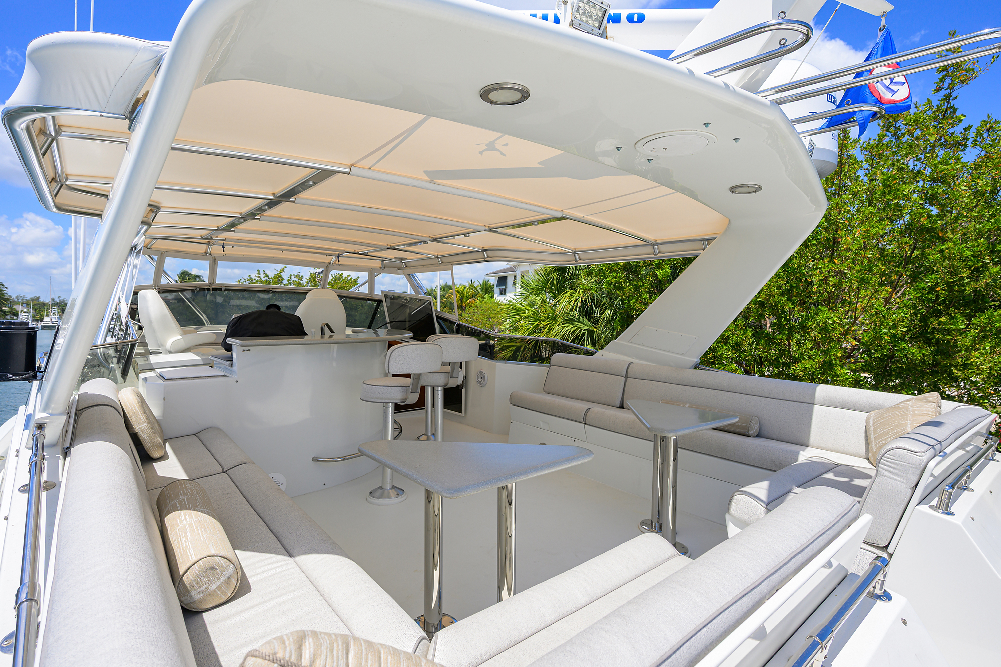 Pomboo yacht photo 10