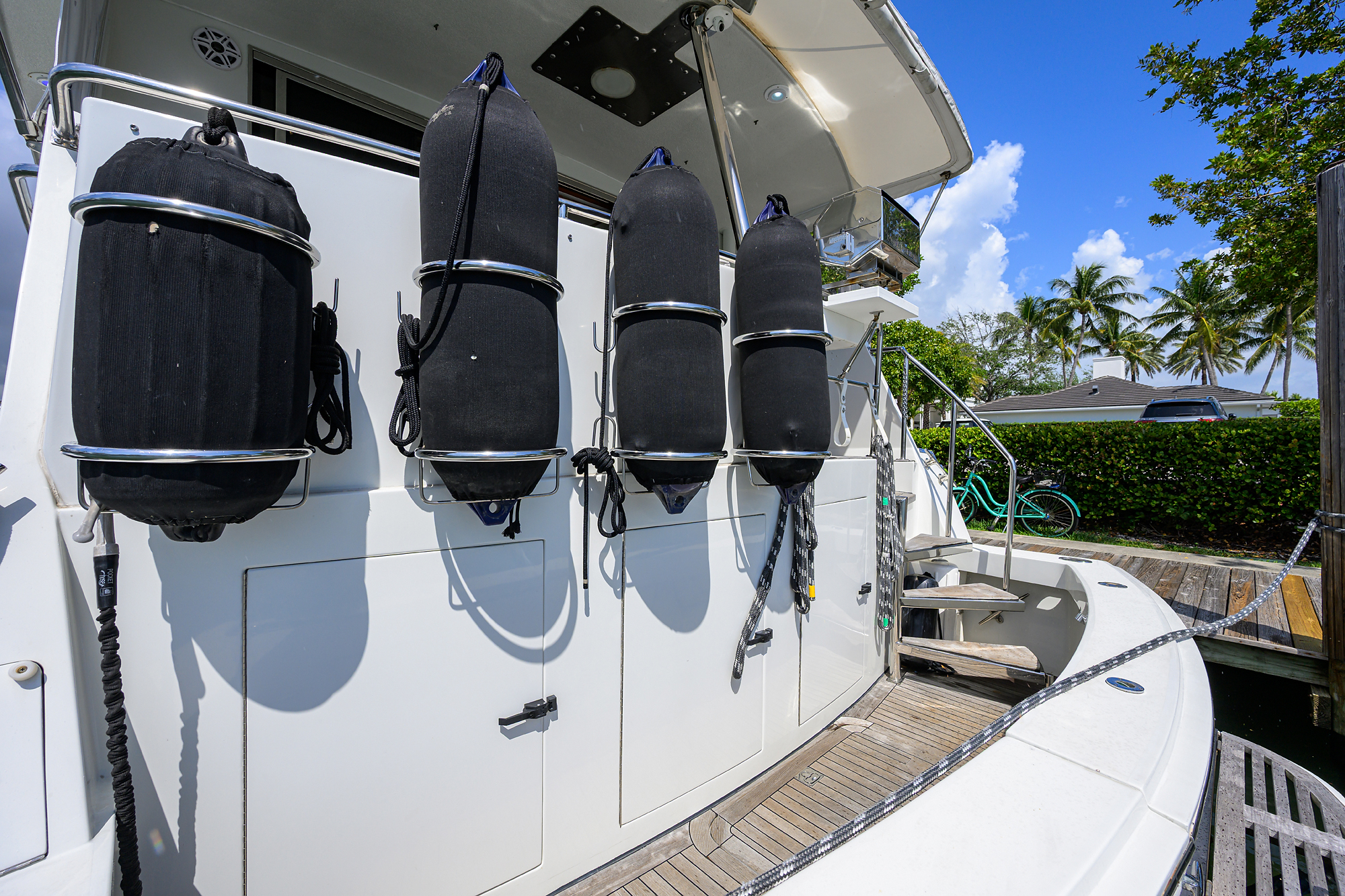Pomboo yacht photo 25