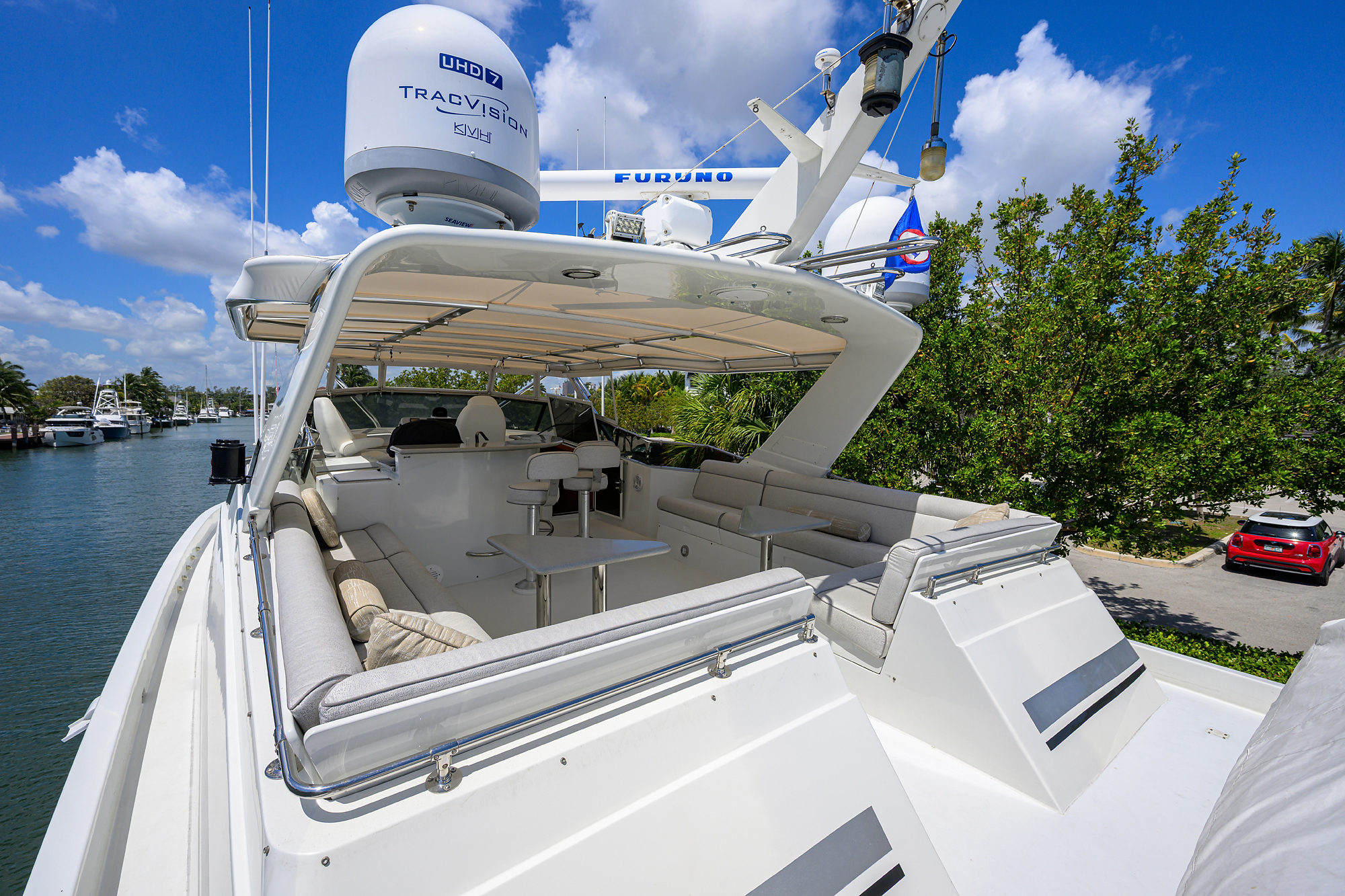 Pomboo yacht photo 9