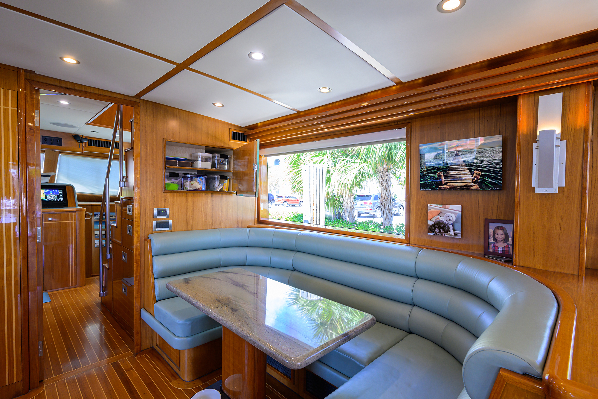 Pomboo yacht photo 54