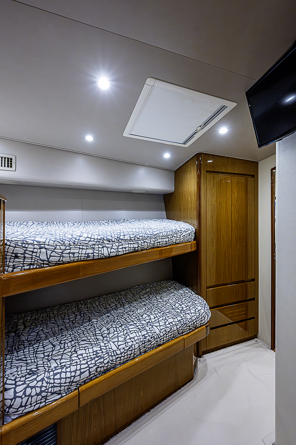 TEUSEAS yacht photo 96