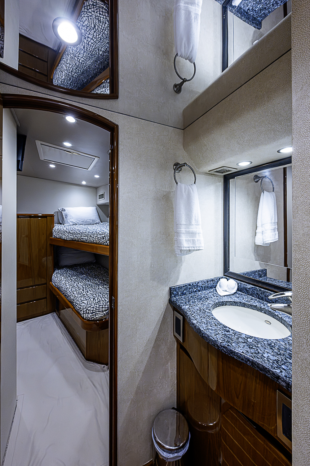 TEUSEAS yacht photo 85