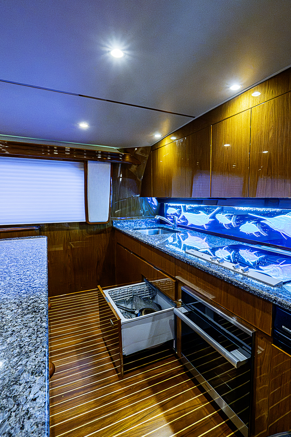 TEUSEAS yacht photo 73