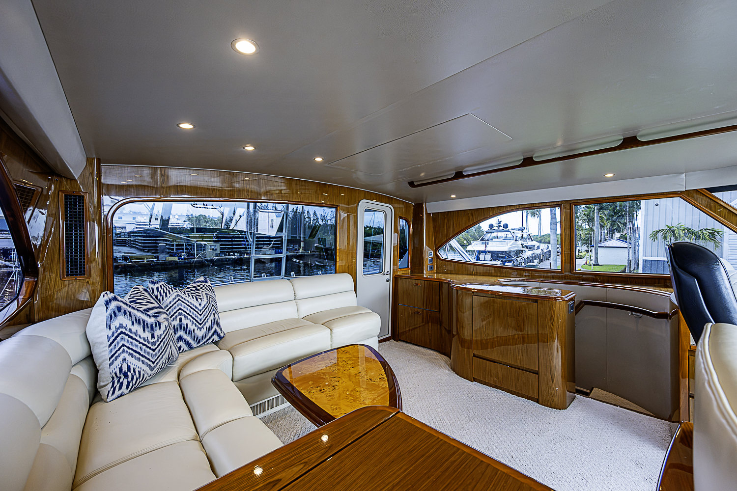 TEUSEAS yacht photo 13