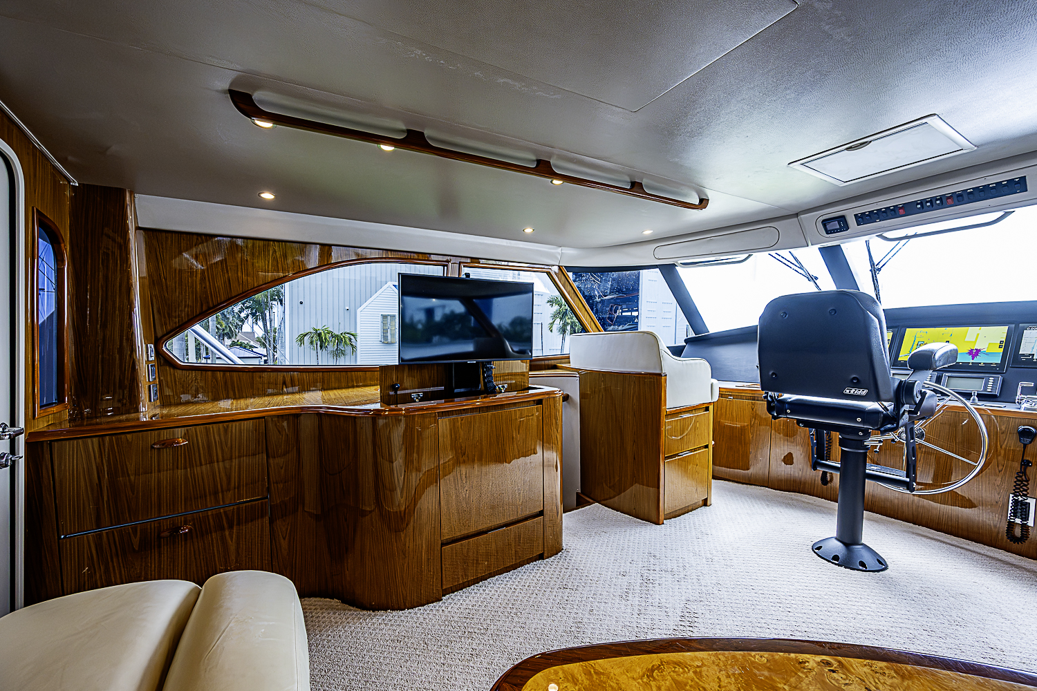 TEUSEAS yacht photo 25