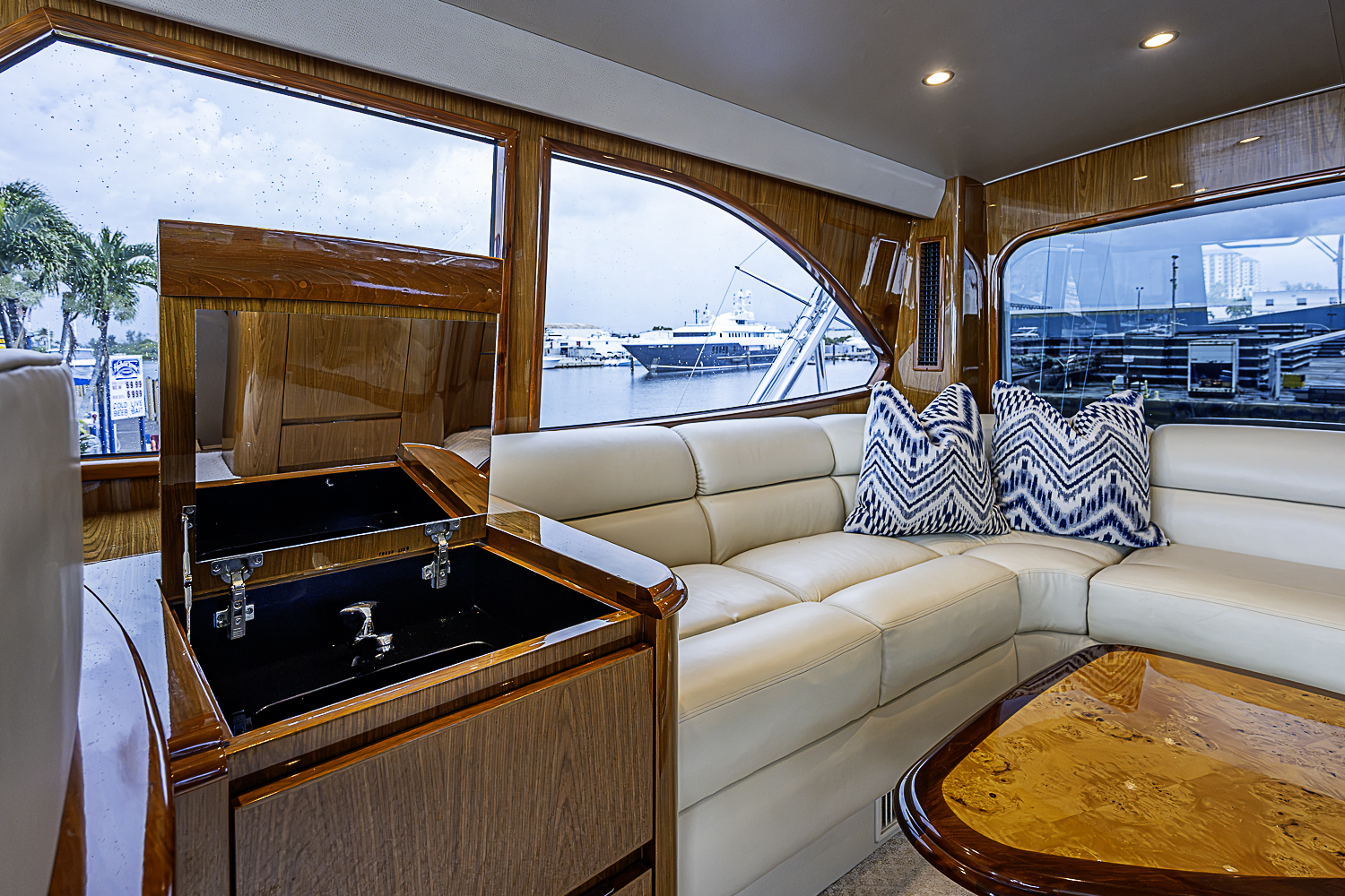 TEUSEAS yacht photo 17