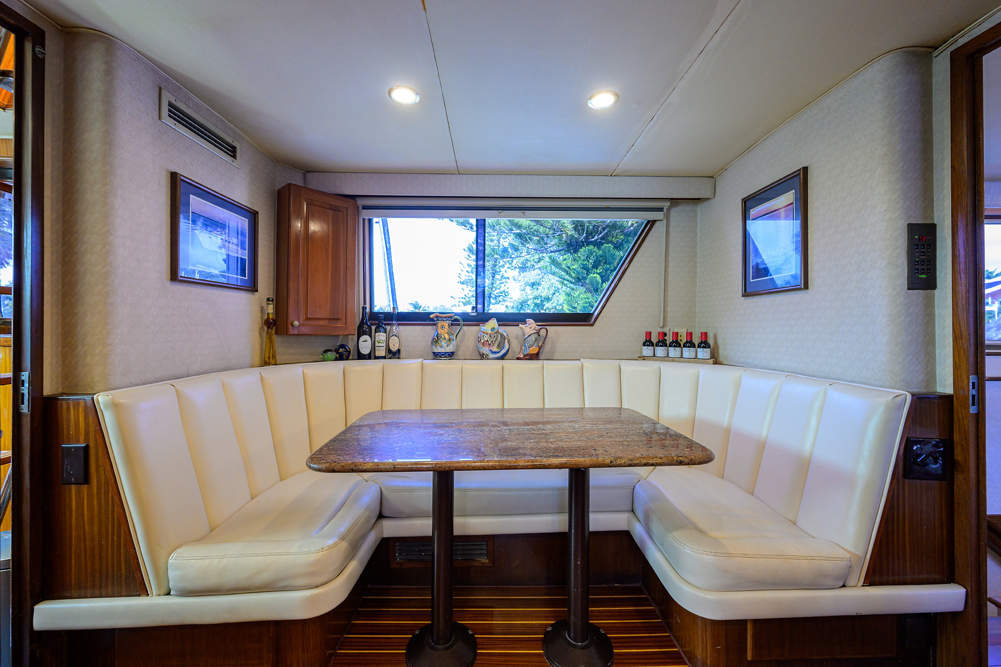 Forever Young yacht photo 103