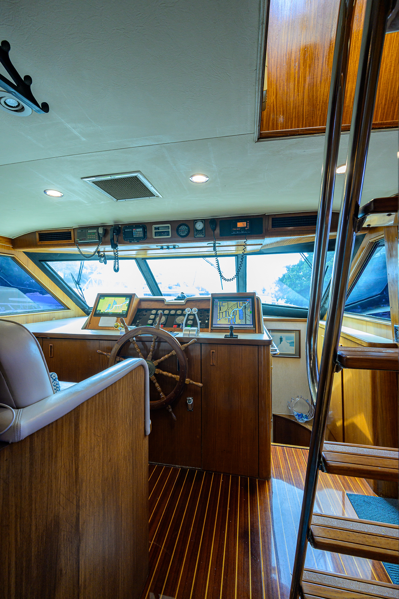 Forever Young yacht photo 106