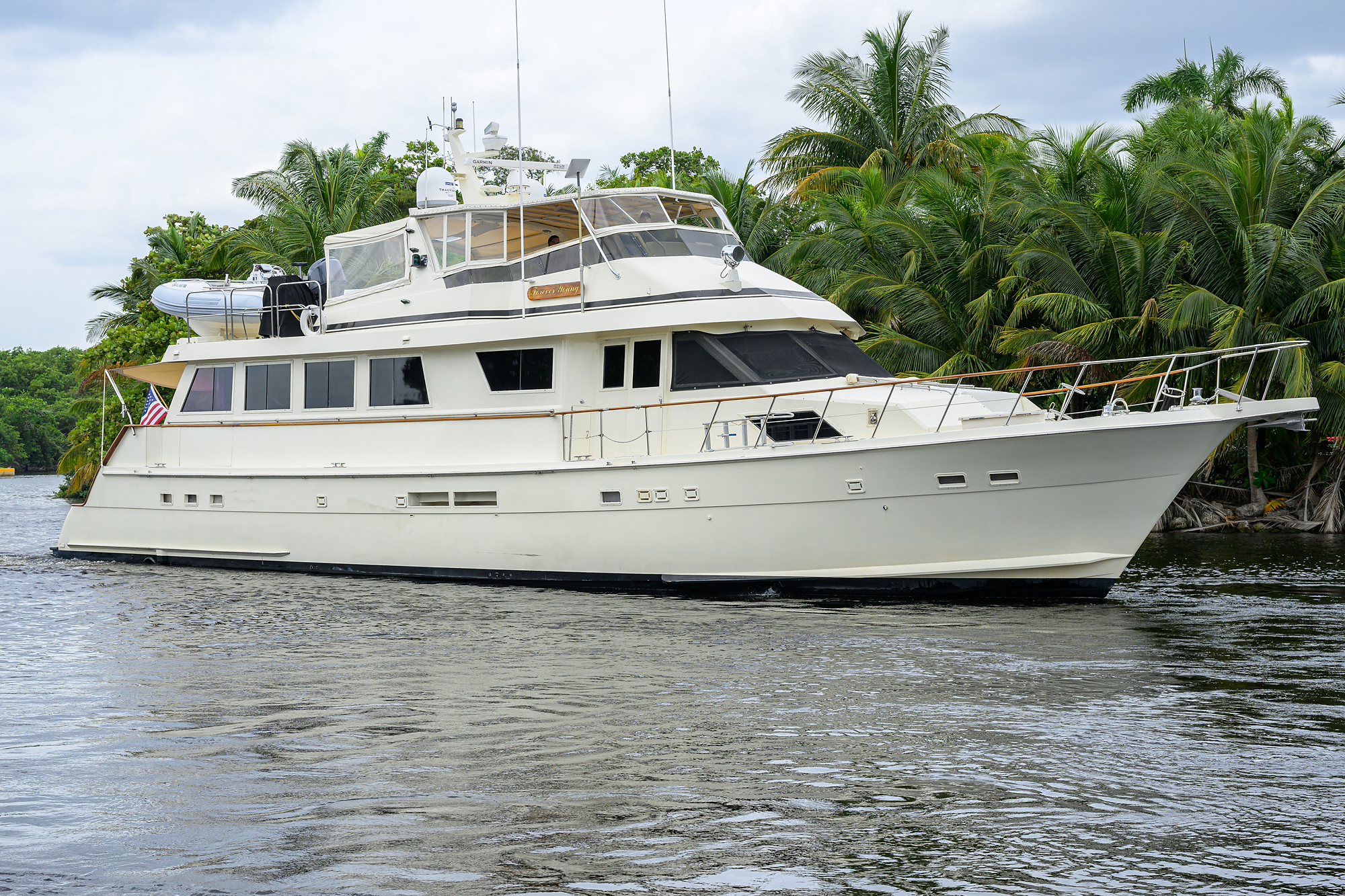 Forever Young yacht photo 4