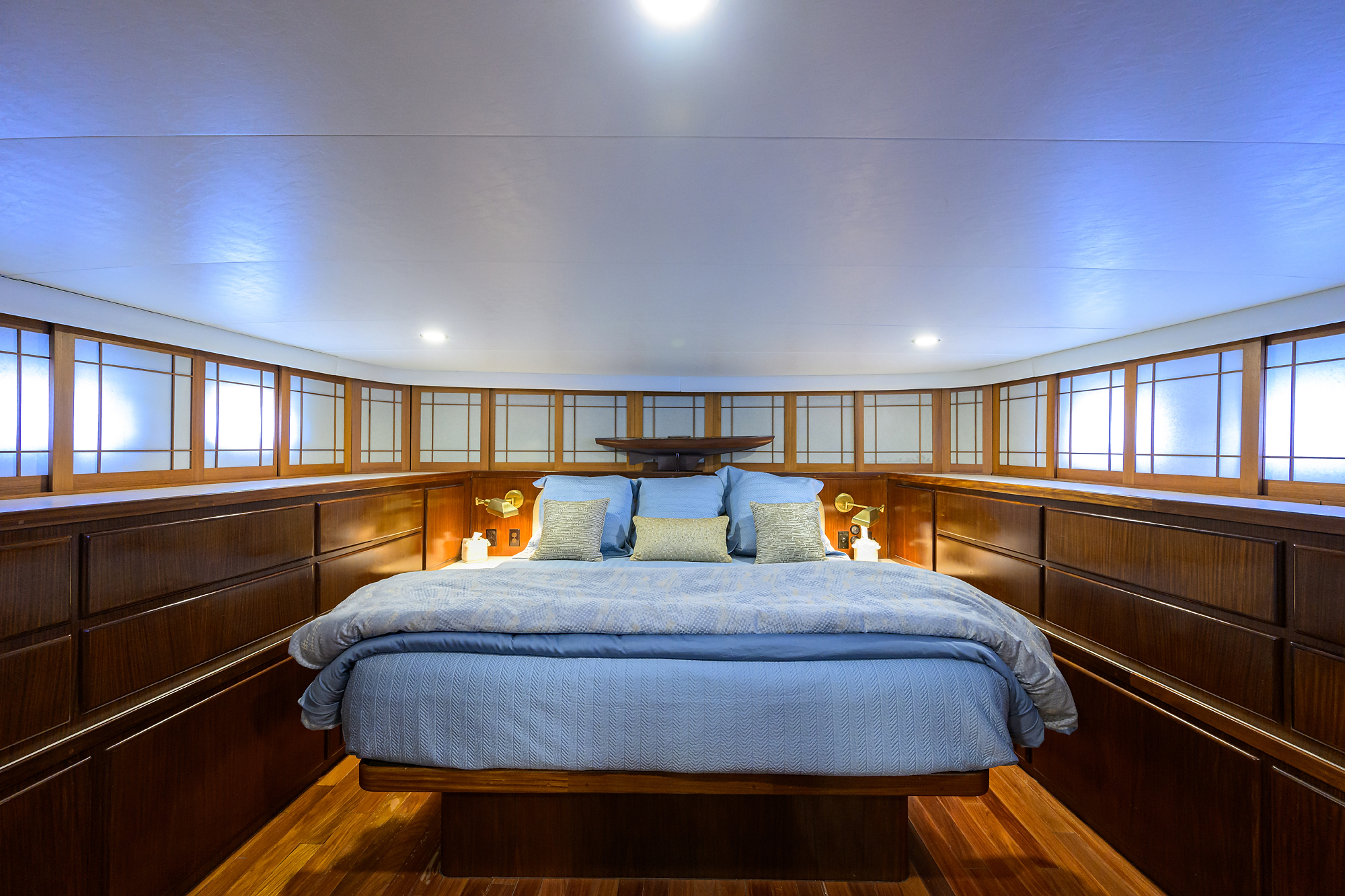 Forever Young yacht photo 140