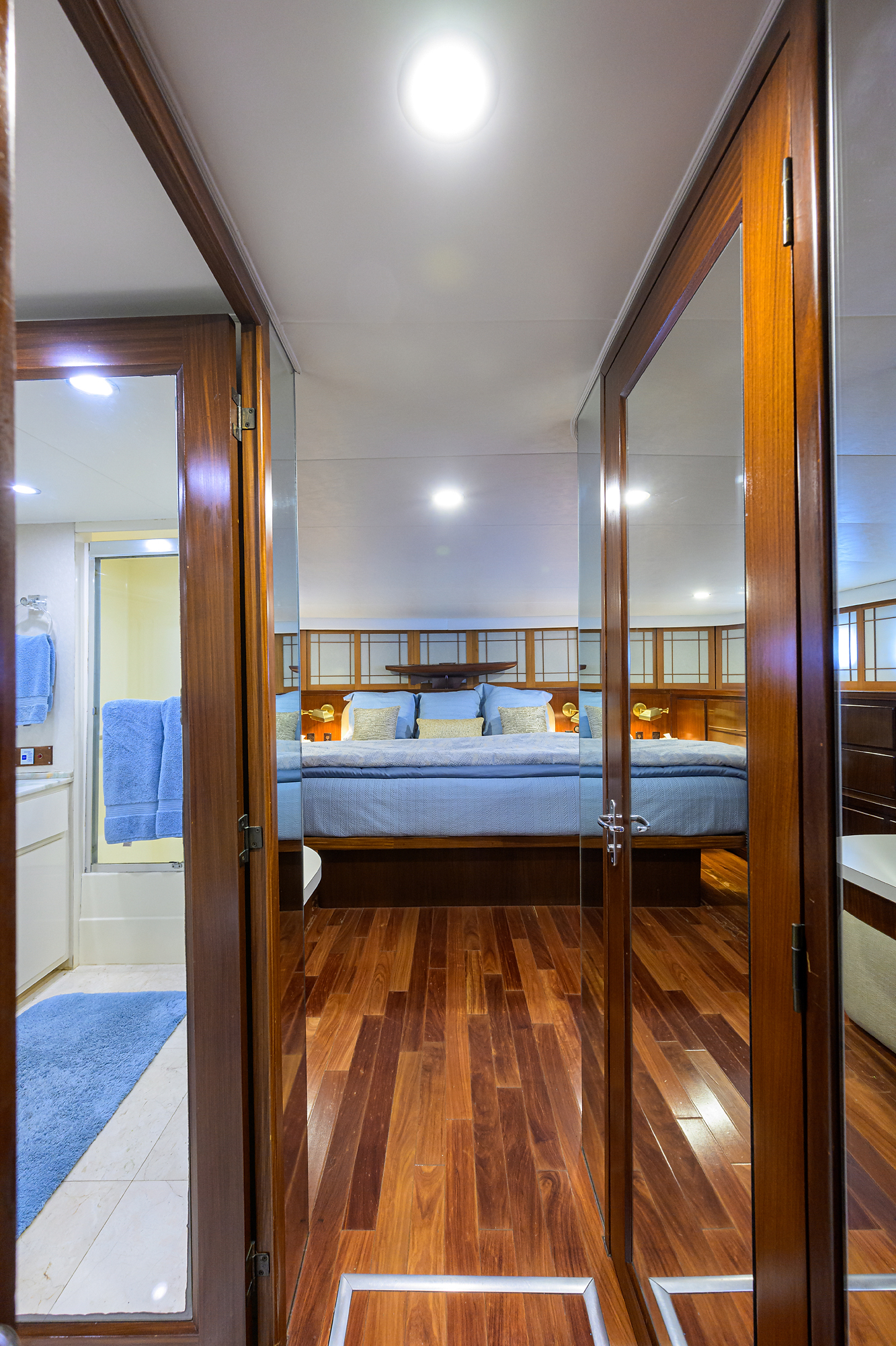 Forever Young yacht photo 138