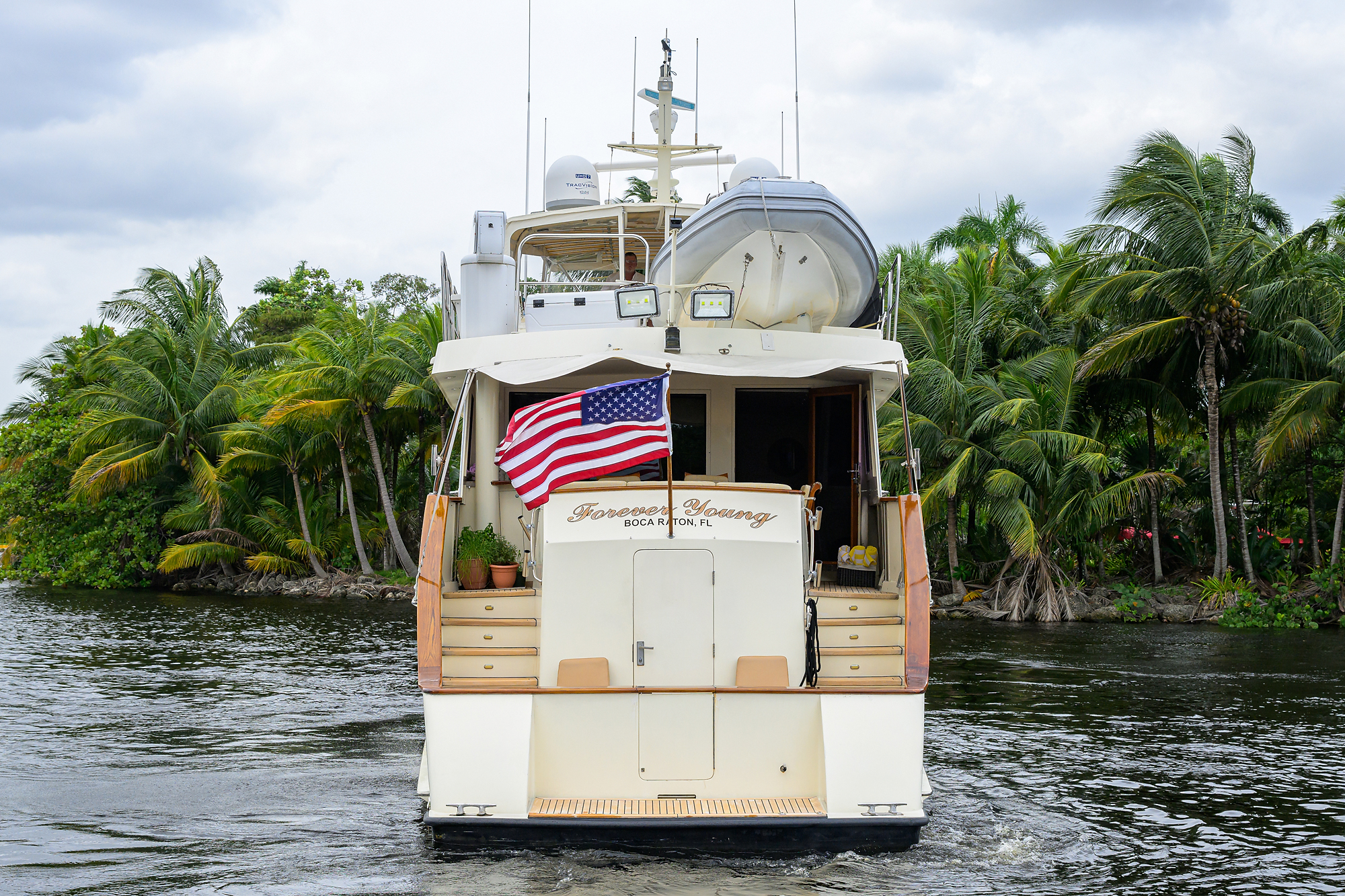 Forever Young yacht photo 11