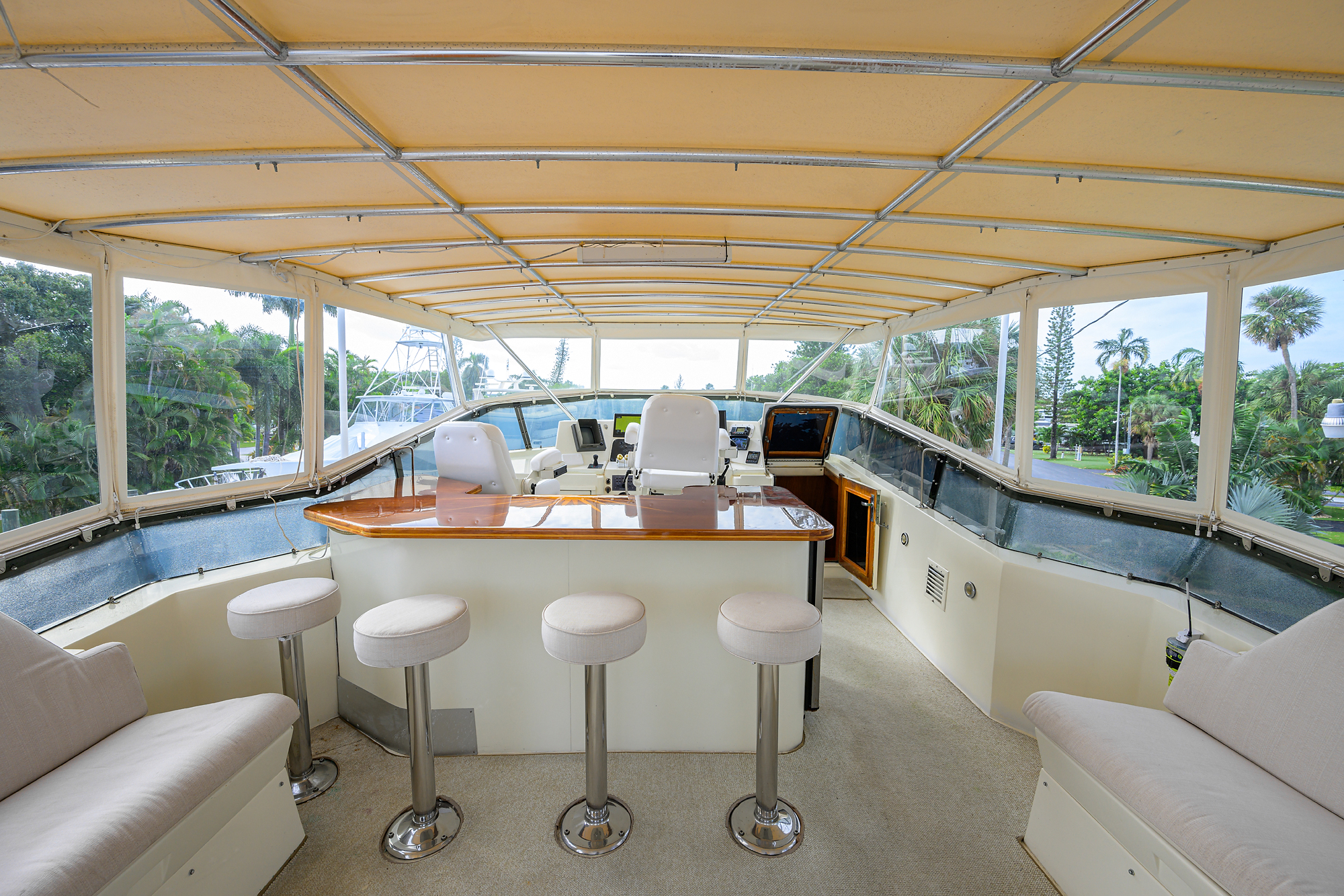 Forever Young yacht photo 26