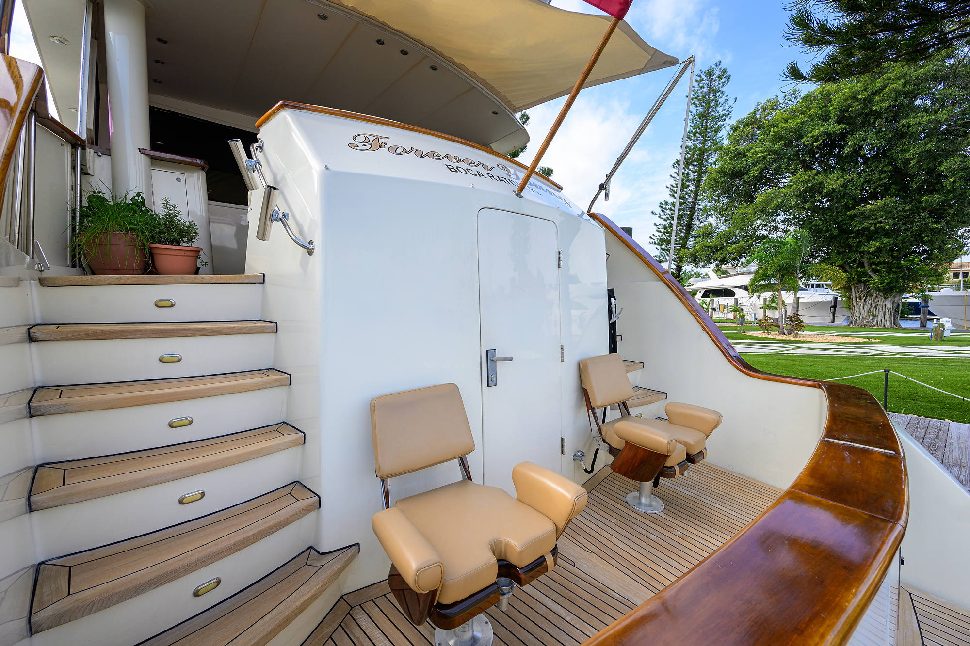 Forever Young yacht photo 55