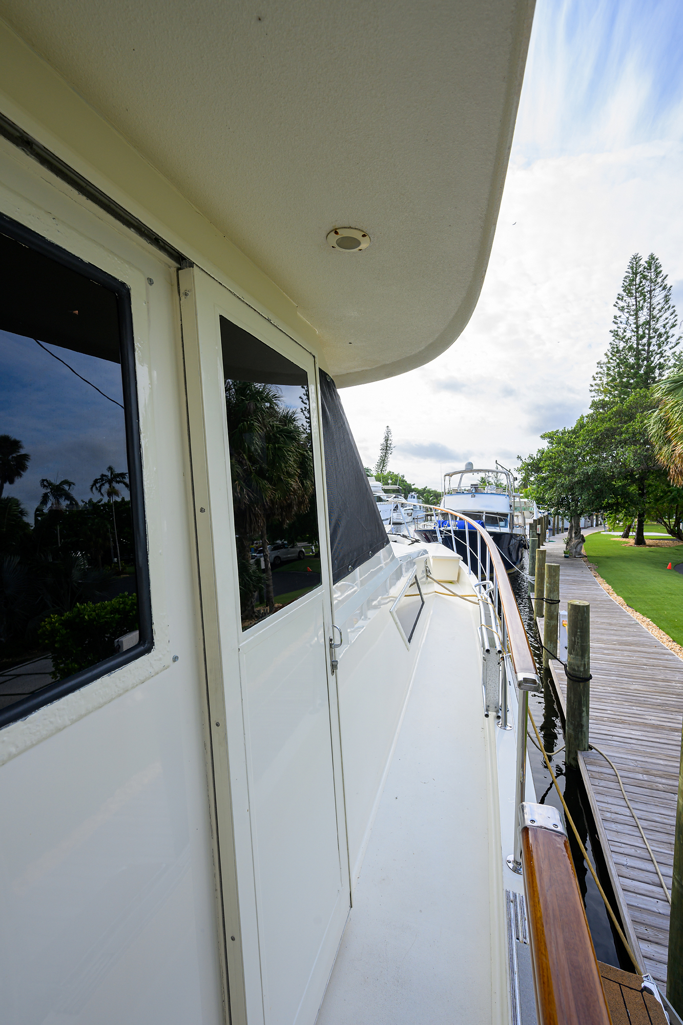 Forever Young yacht photo 33