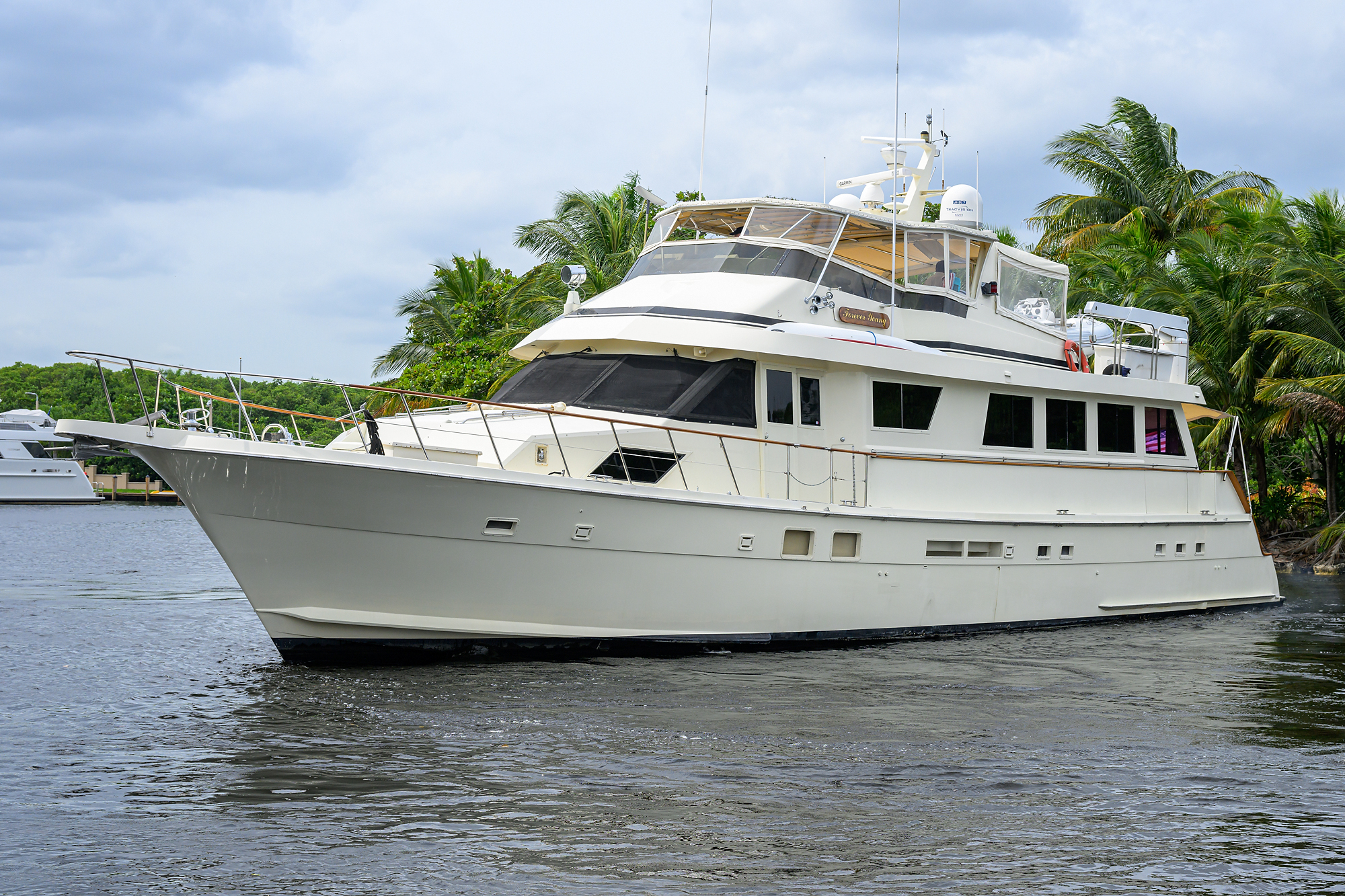 Forever Young yacht photo 6