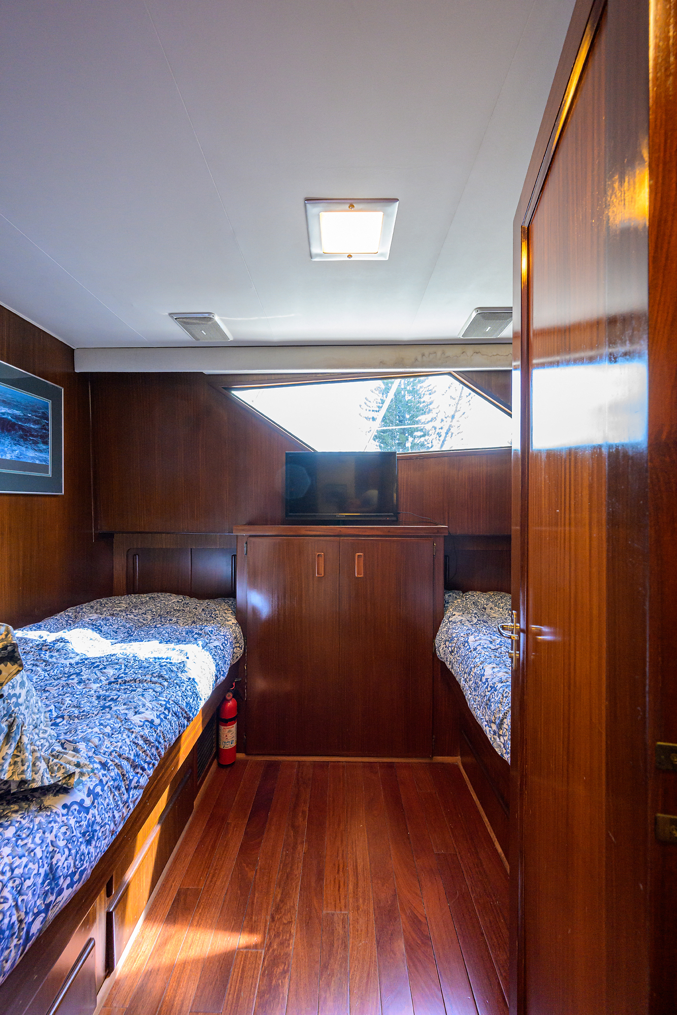 Forever Young yacht photo 120