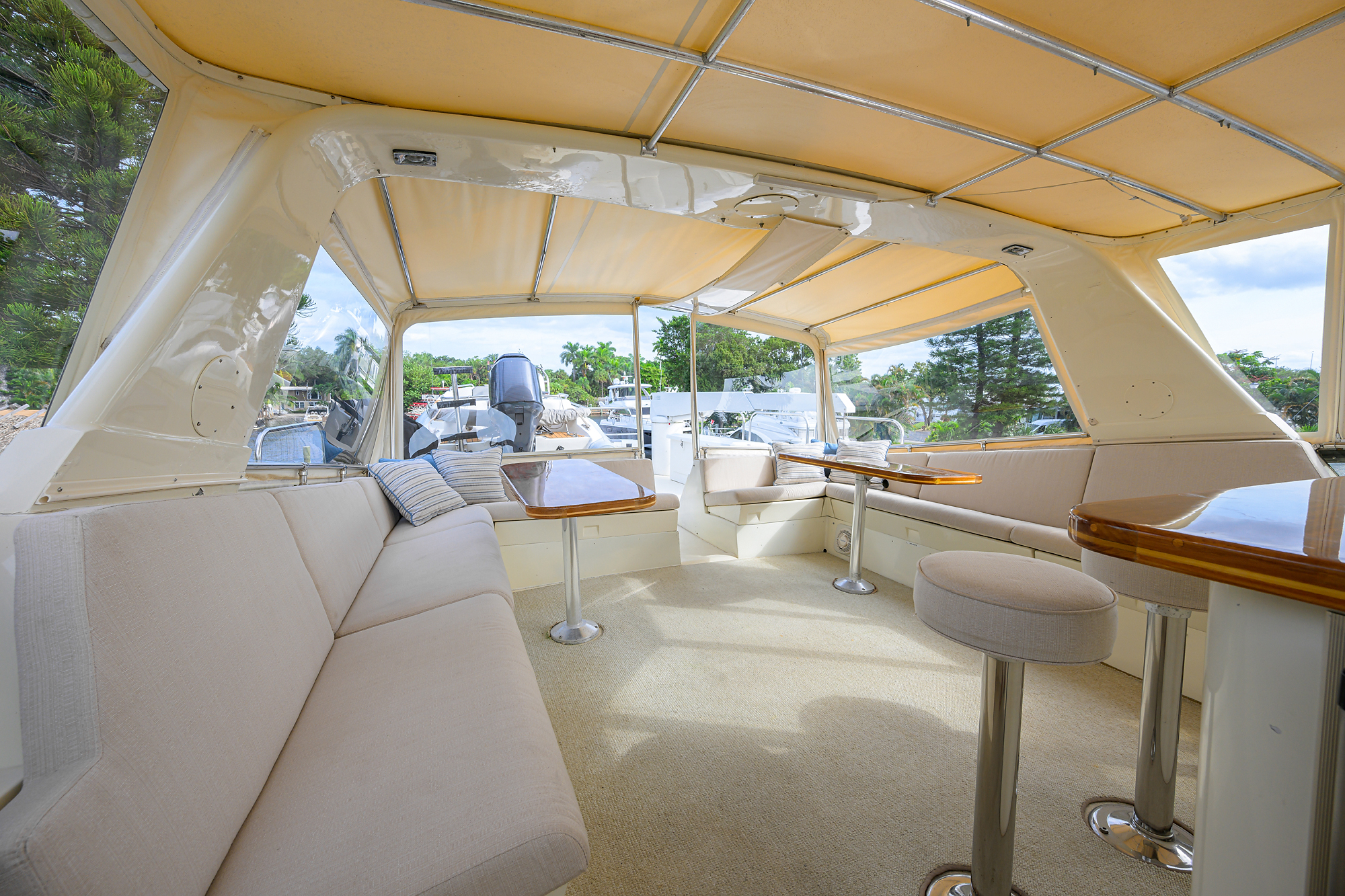 Forever Young yacht photo 22