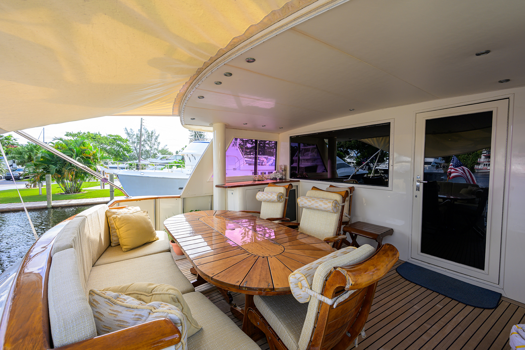 Forever Young yacht photo 60