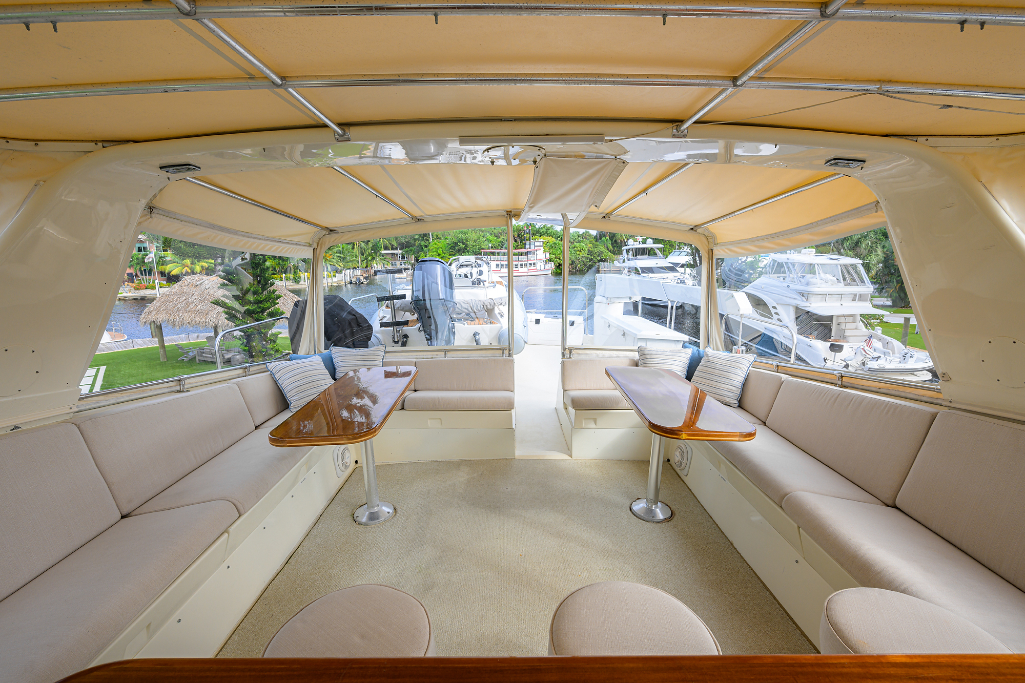 Forever Young yacht photo 25