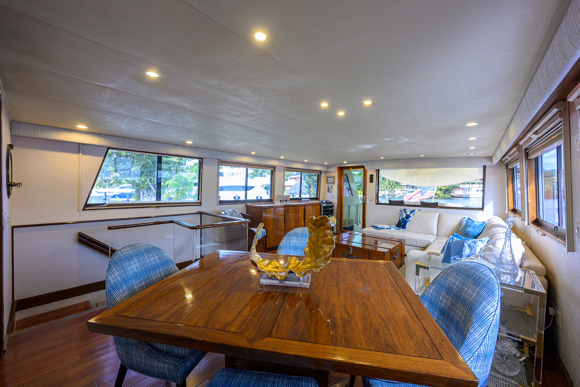 Forever Young yacht photo 95